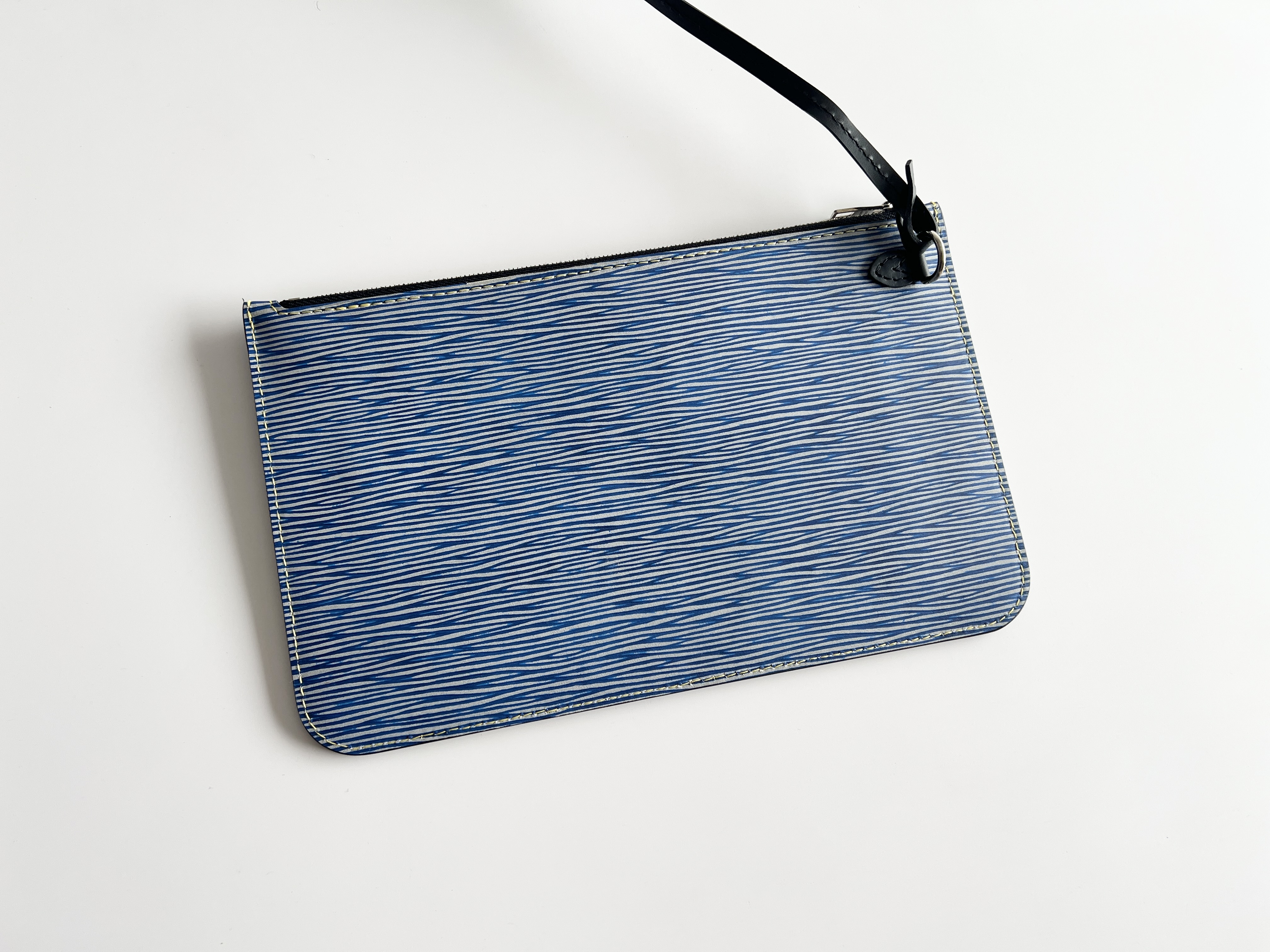Epi Neverfull MM Leather Denim Blue Shoulder Bag Tote Bag — view 13
