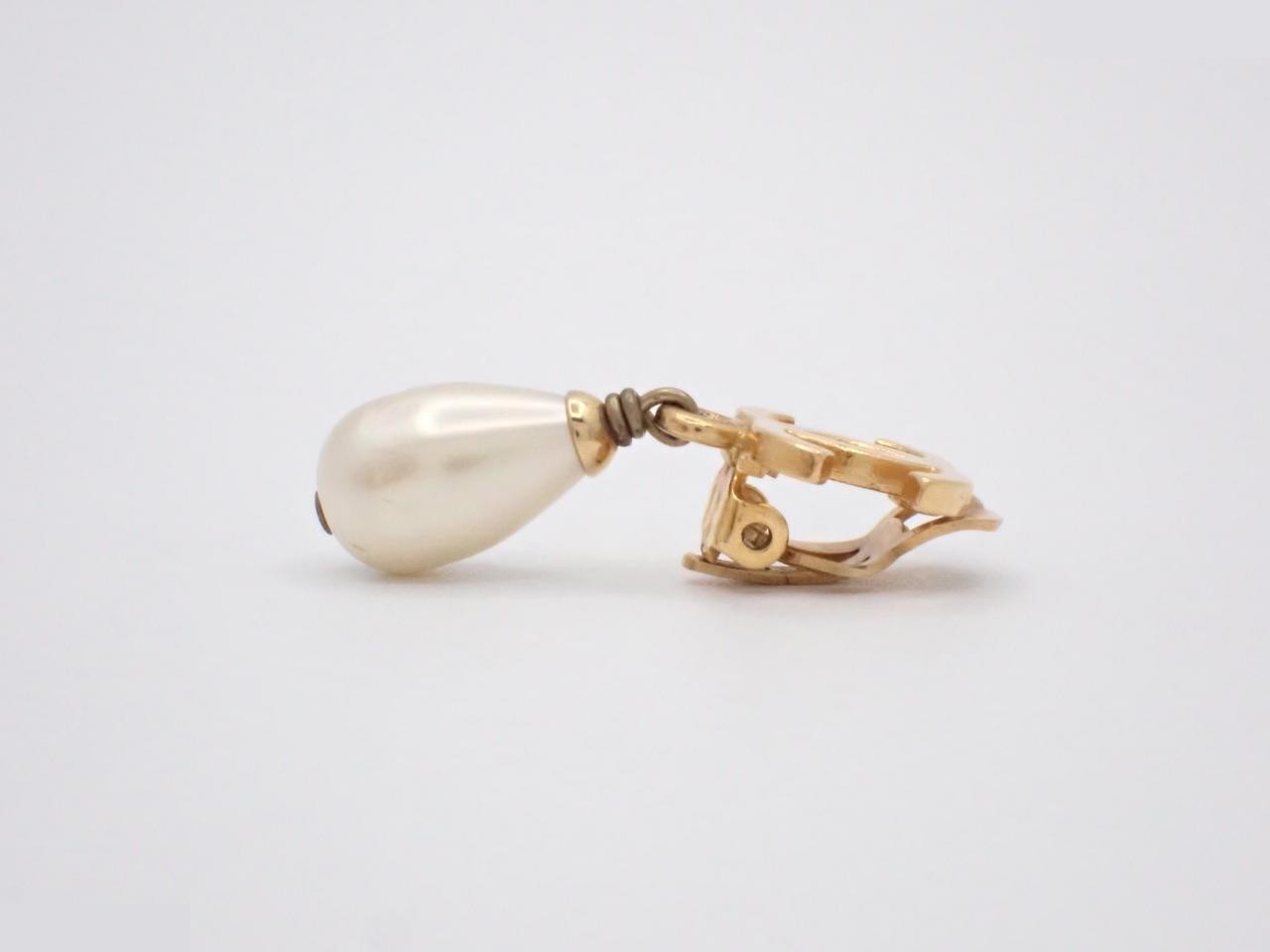 Coco Mark Pearl Drop Single Earring 95A — view 3