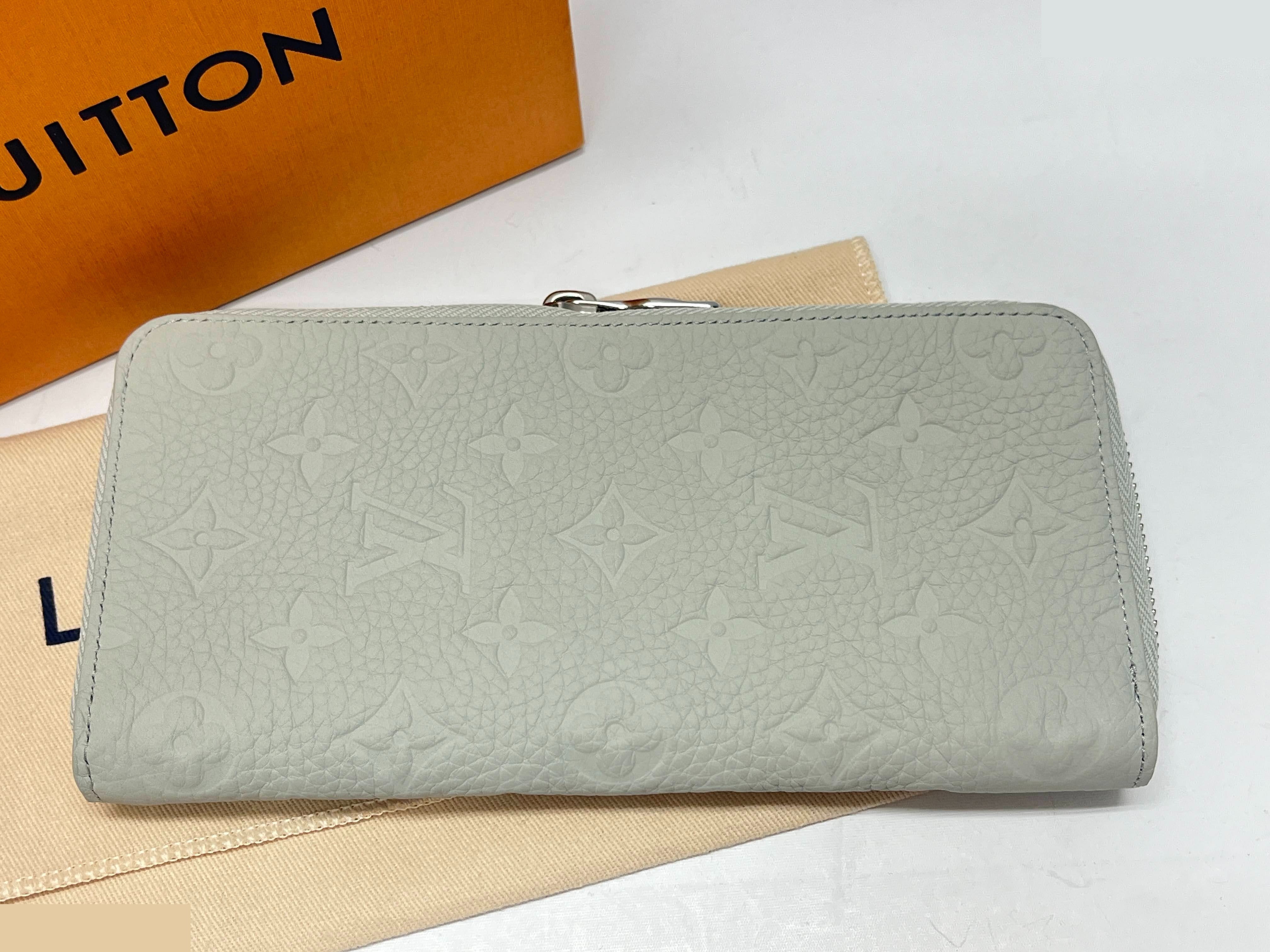 Taurillon leather