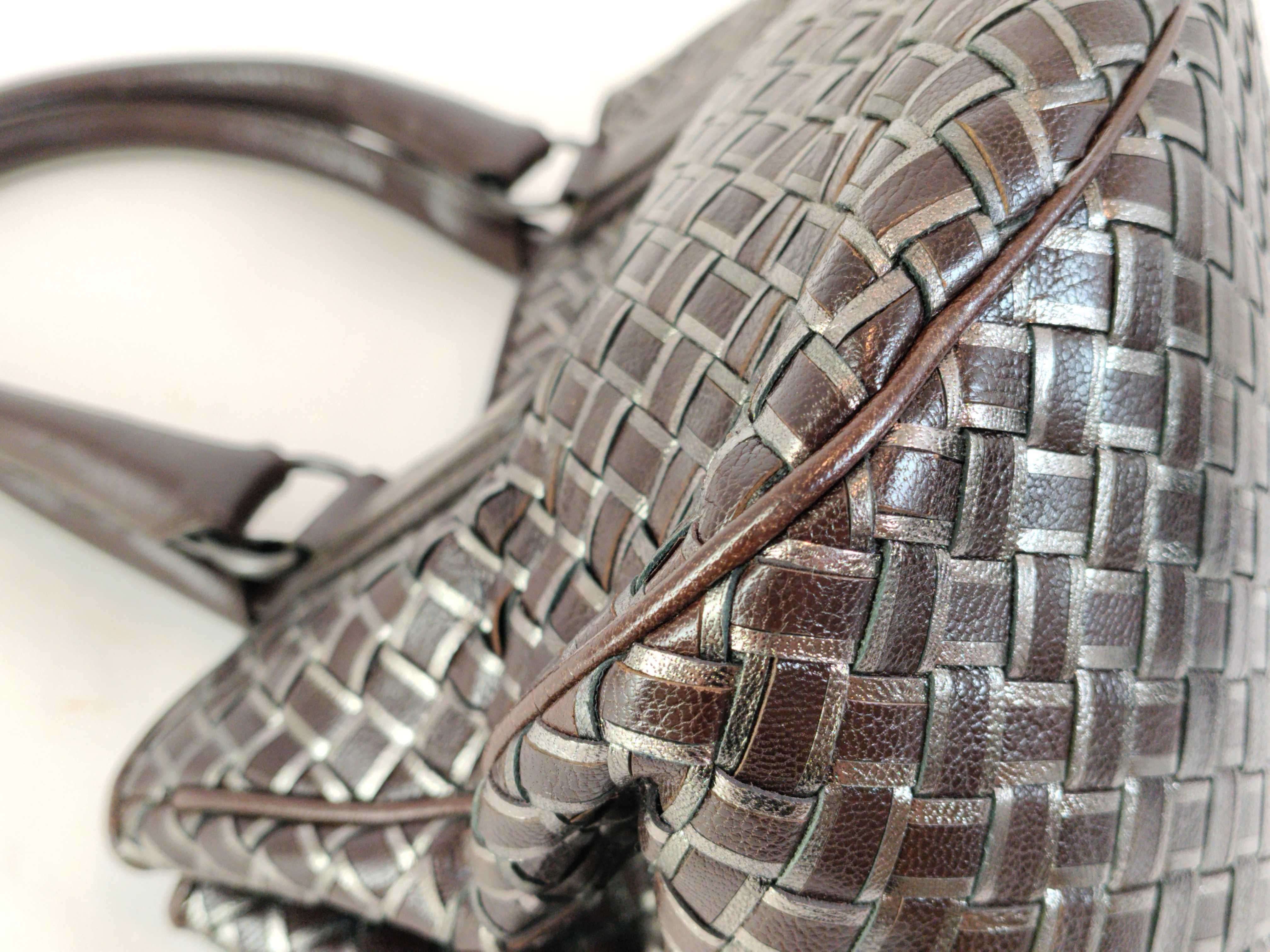 Intrecciato Bottega Veneta Handbag - Brown x Silver — view 7