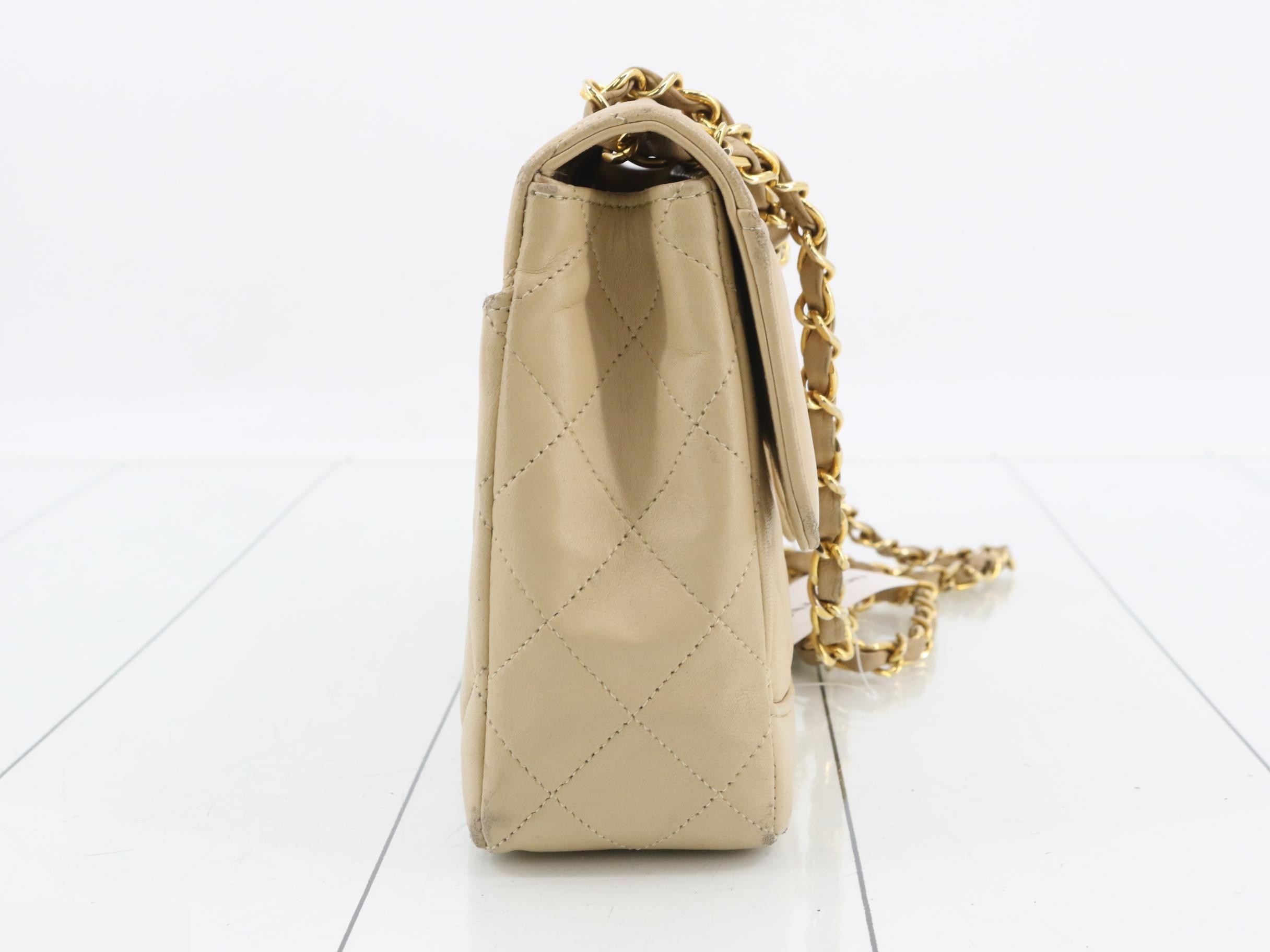Matelassé Double Chain Shoulder Bag, Unit 1 — view 4