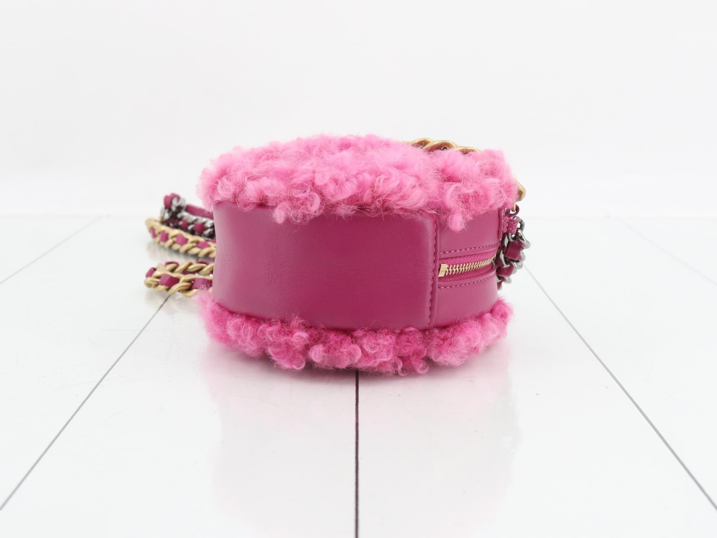 shoulder bag — view 6