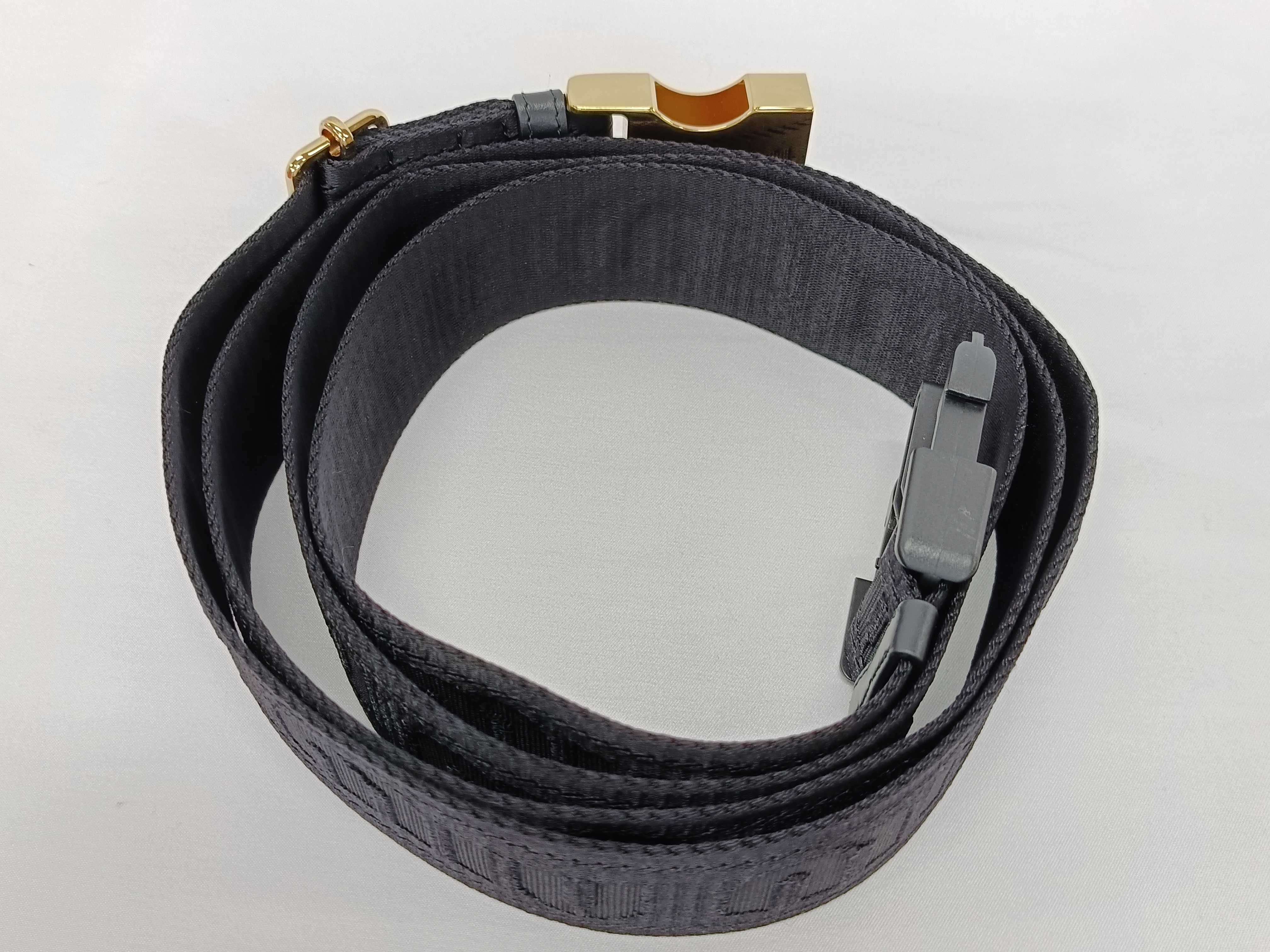 Miu belt — view 3