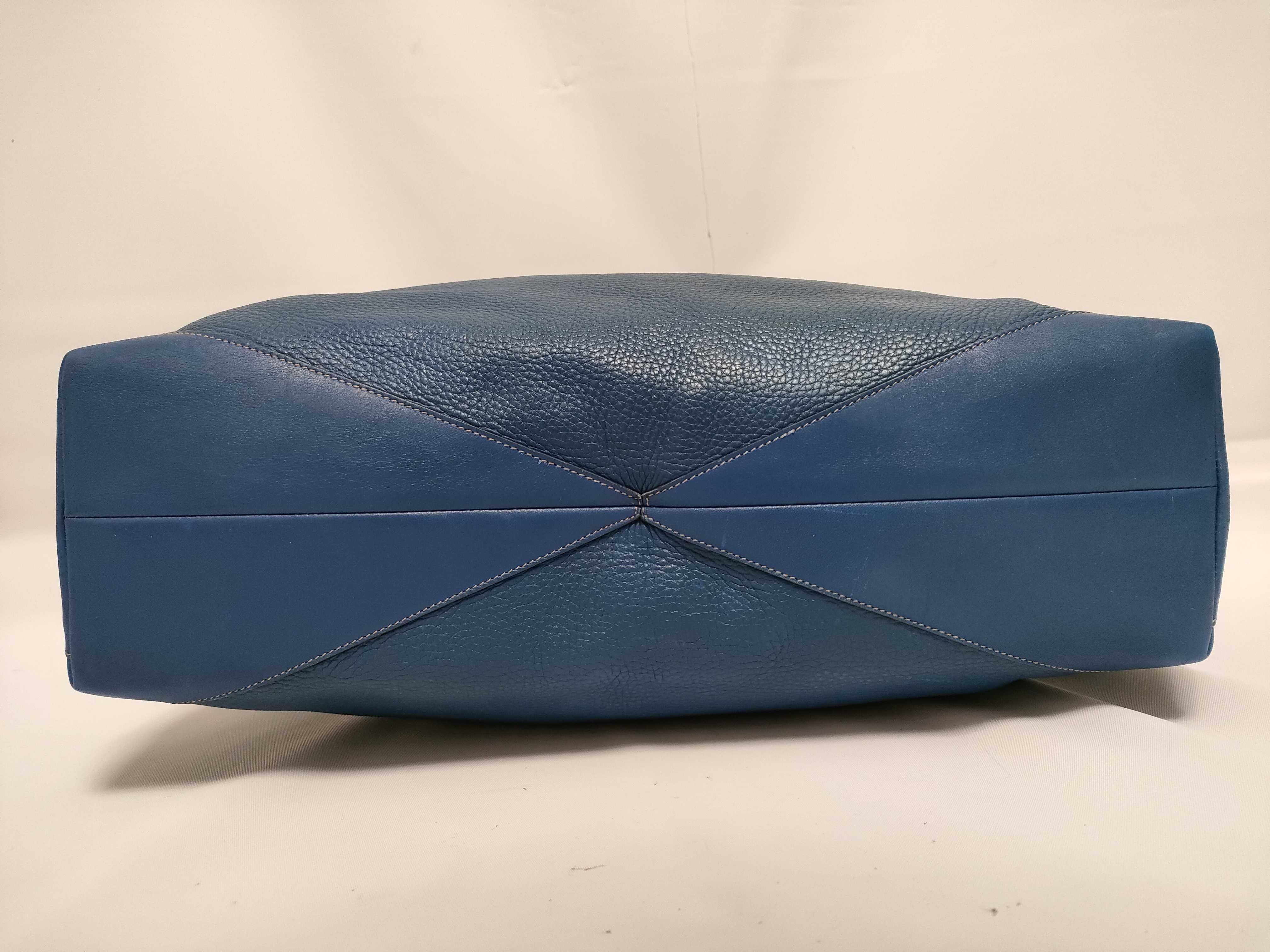 Interlocking Tote Bag Leather Tote Bag — view 3