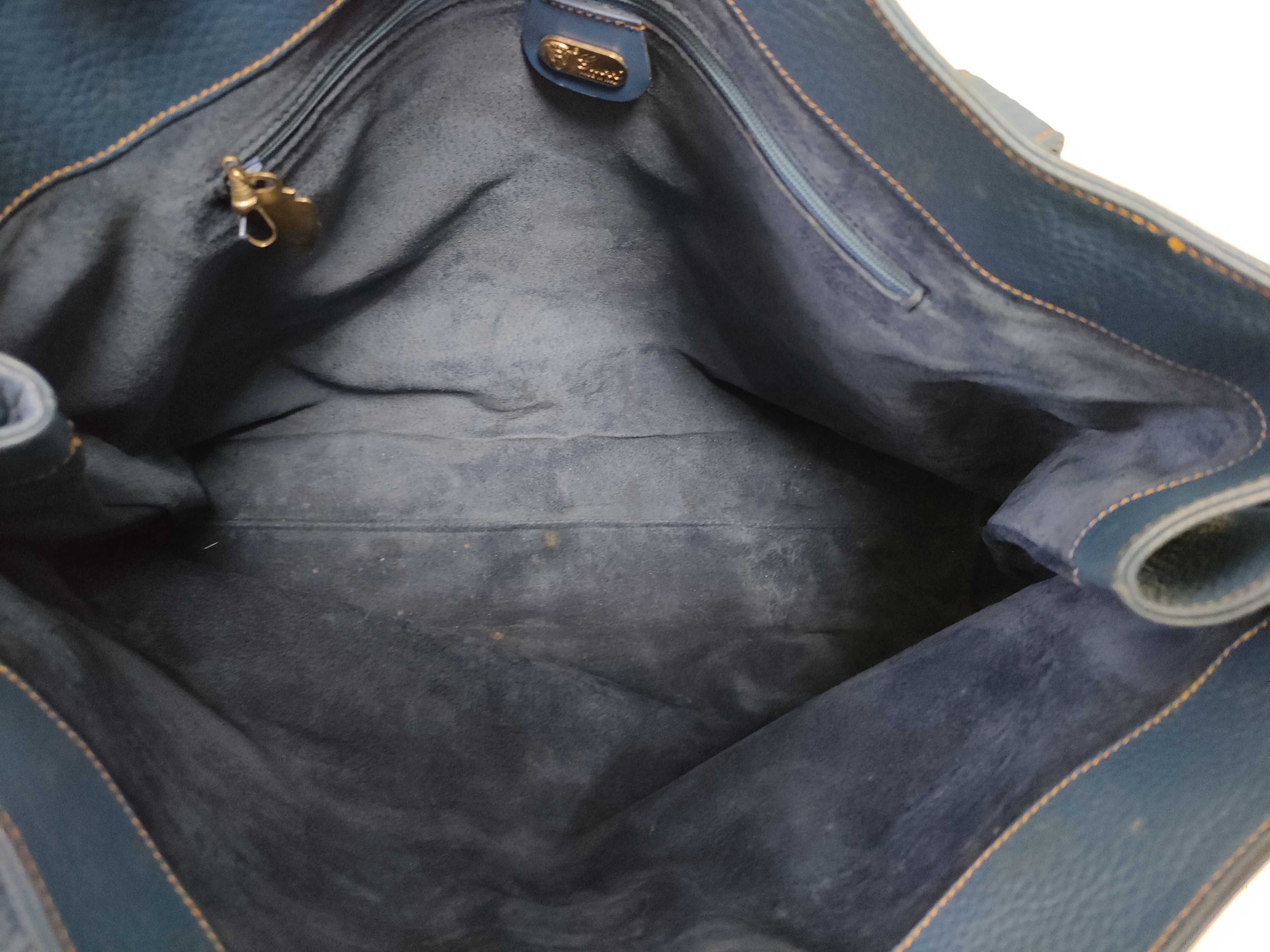 Interlocking Tote Bag Leather Tote Bag — view 8