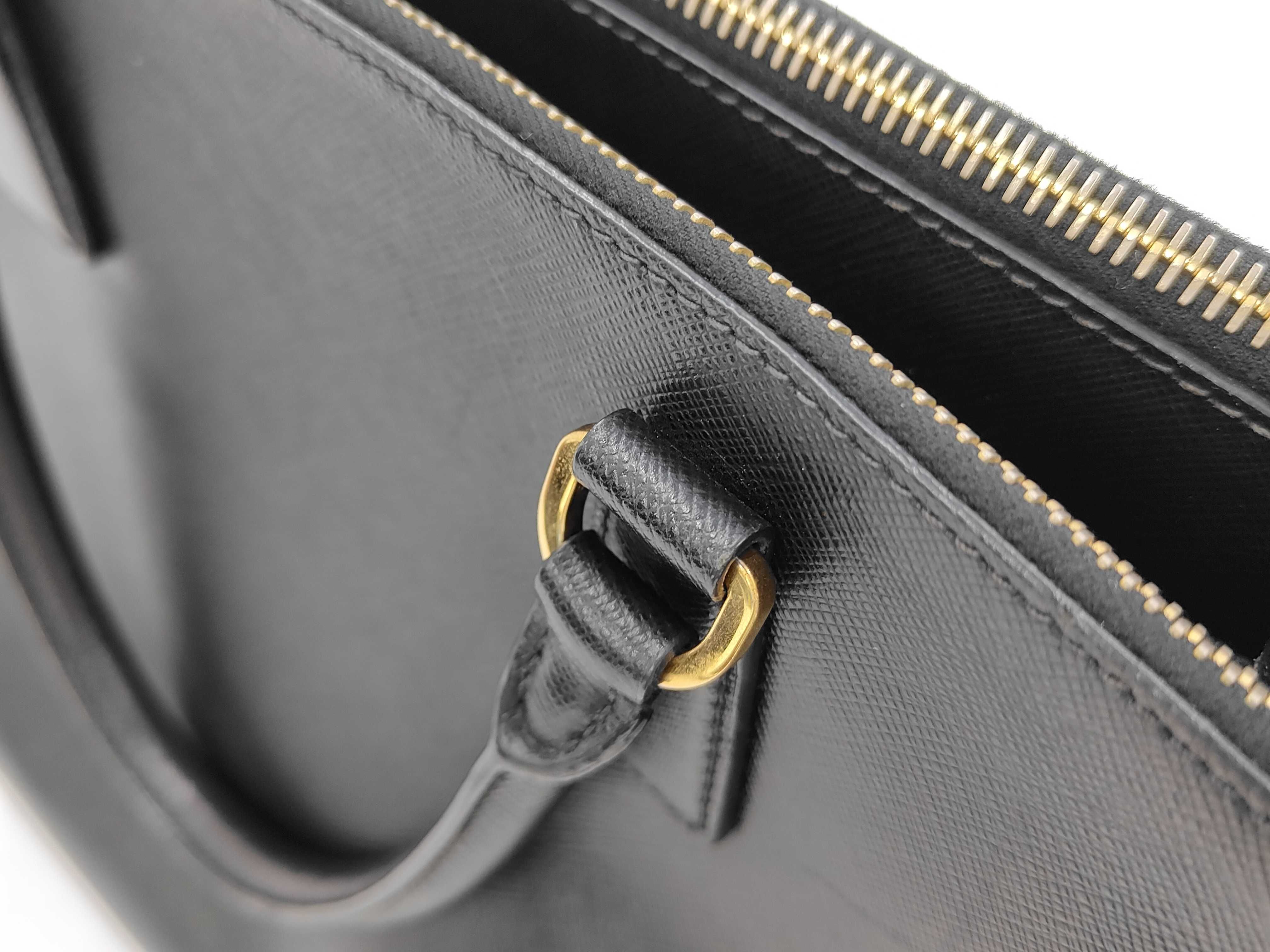Saffiano Lux Tote Shoulder Bag Black BN2274 Tote Bag — view 7