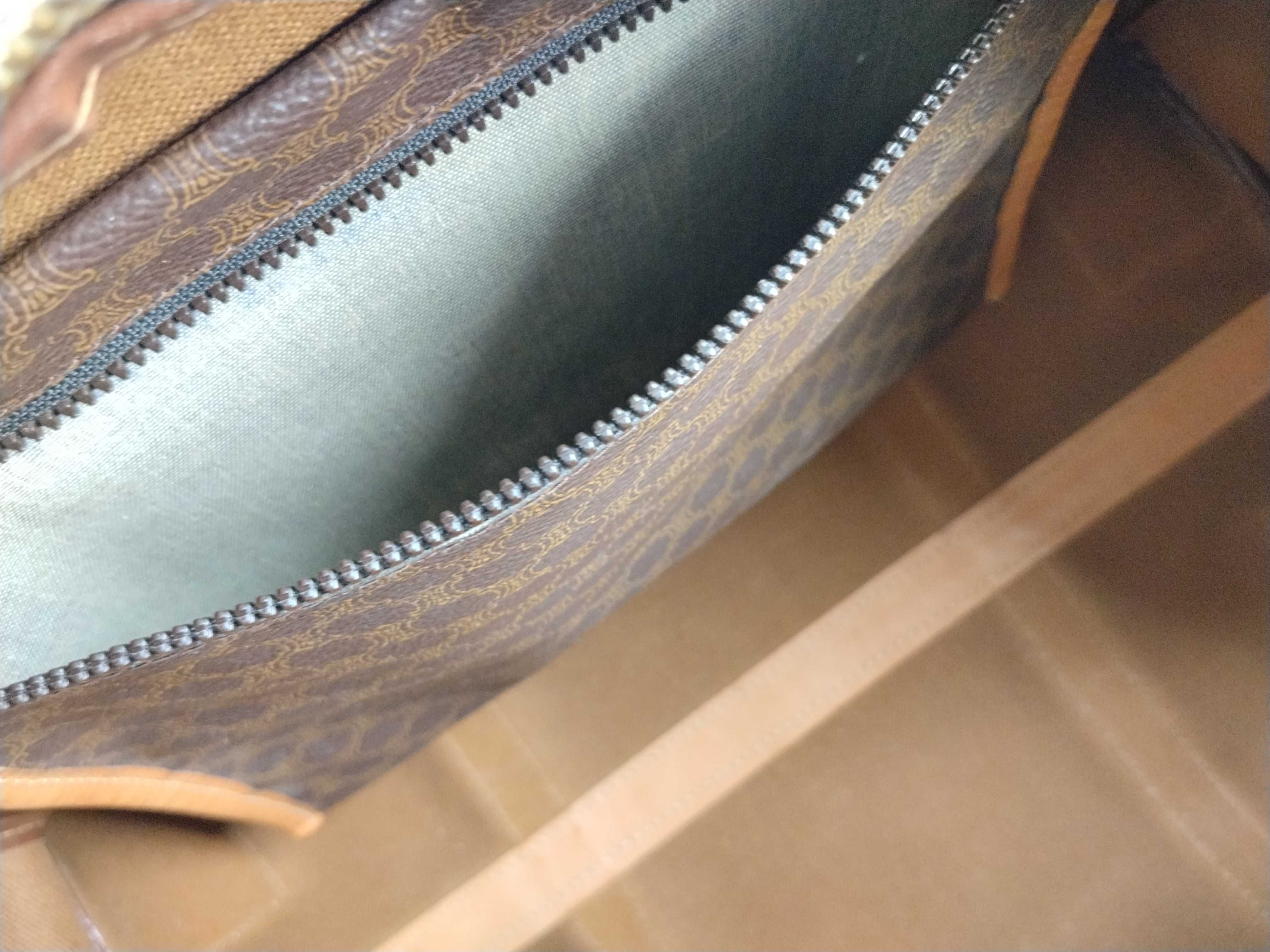 Boston bag with padlock — view 13