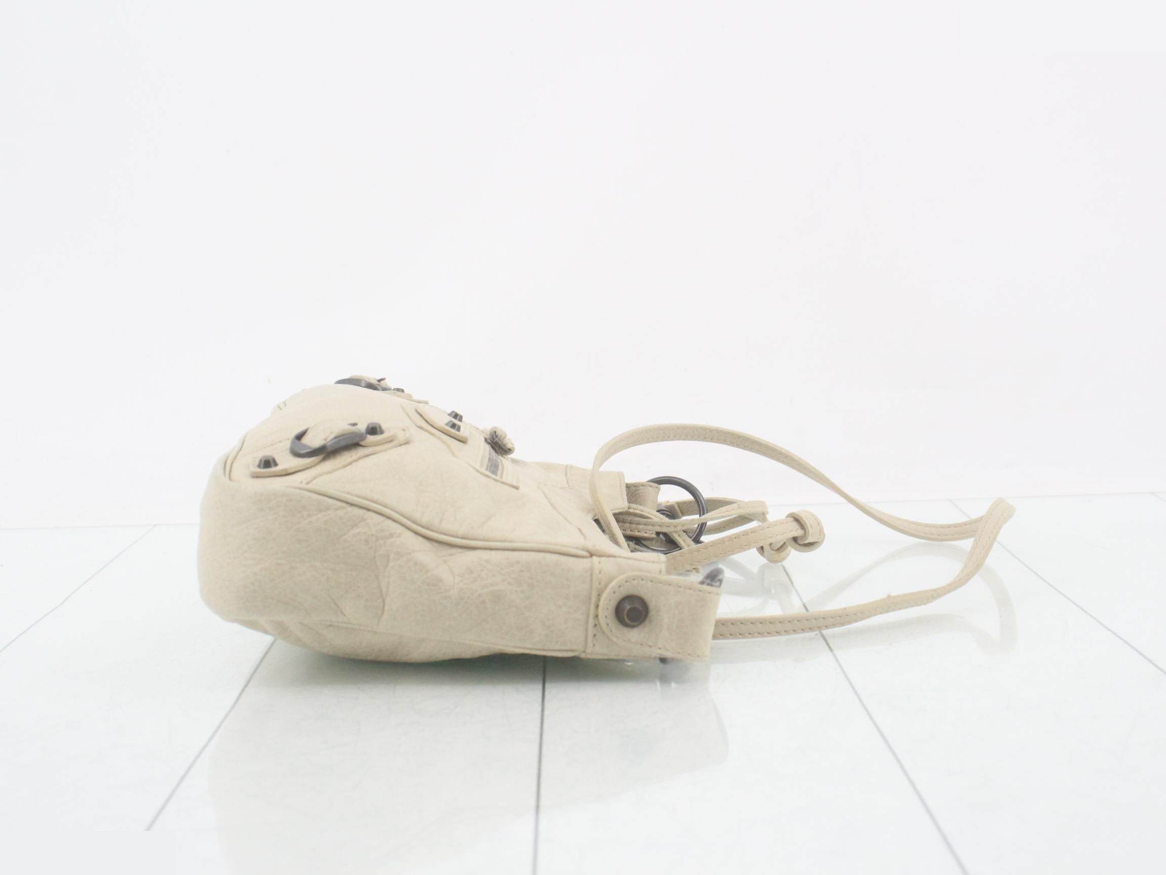 Giant Hip Shoulder Bag — view 3
