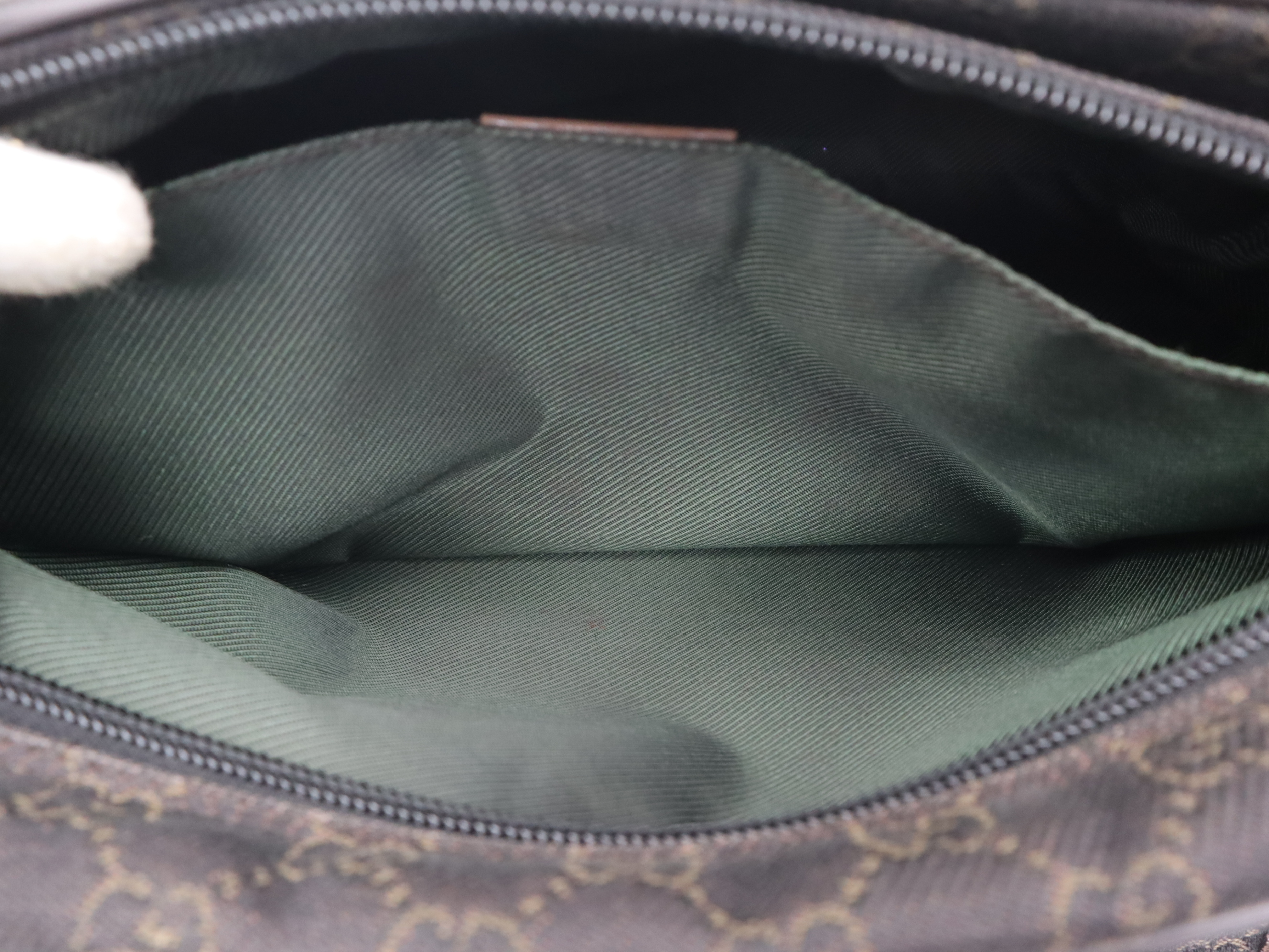 002122 GG Canvas Brown Silver Hardware Shoulder Bag — view 13