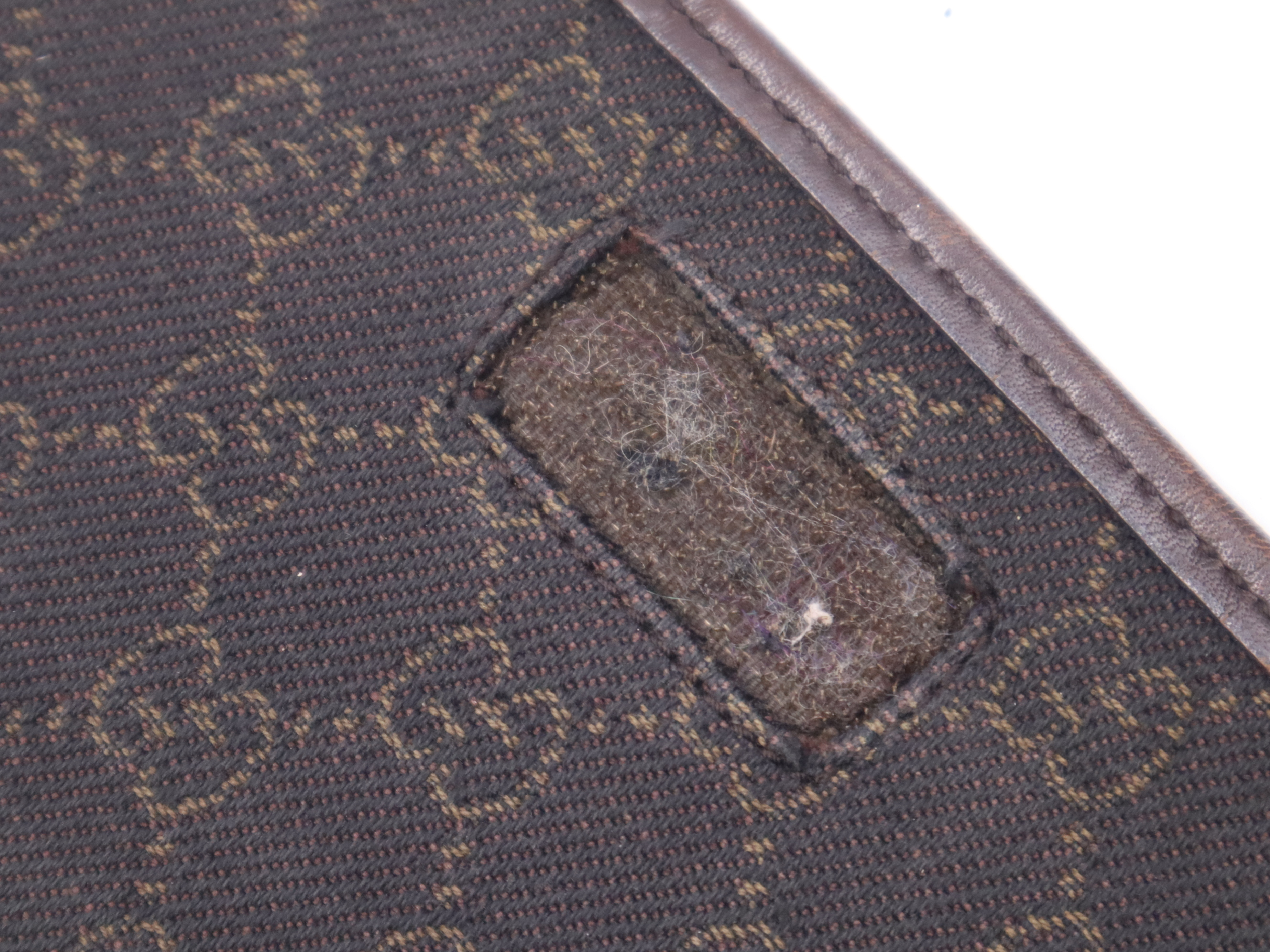 002122 GG Canvas Brown Silver Hardware Shoulder Bag — view 10