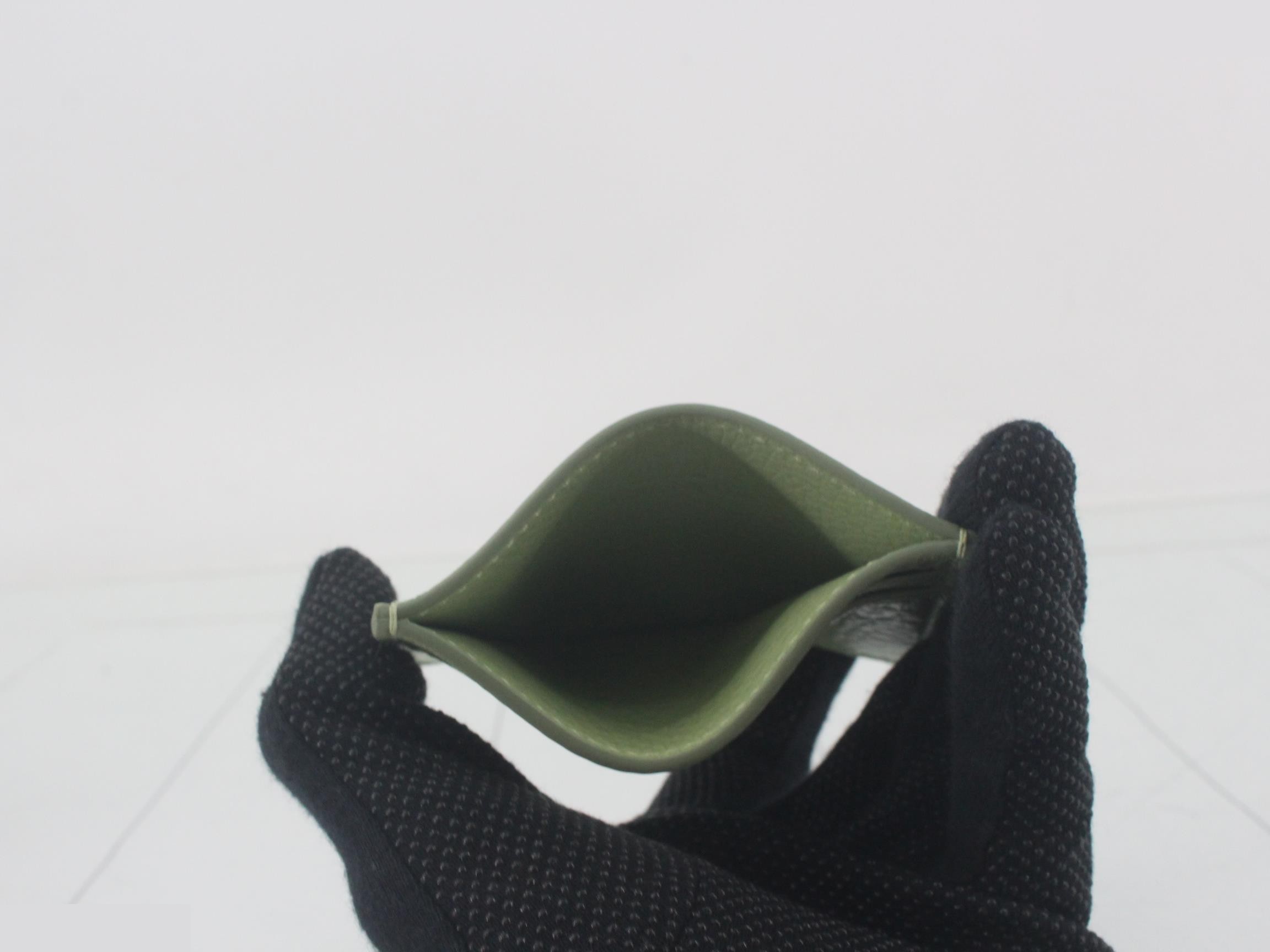 Card case — view 4