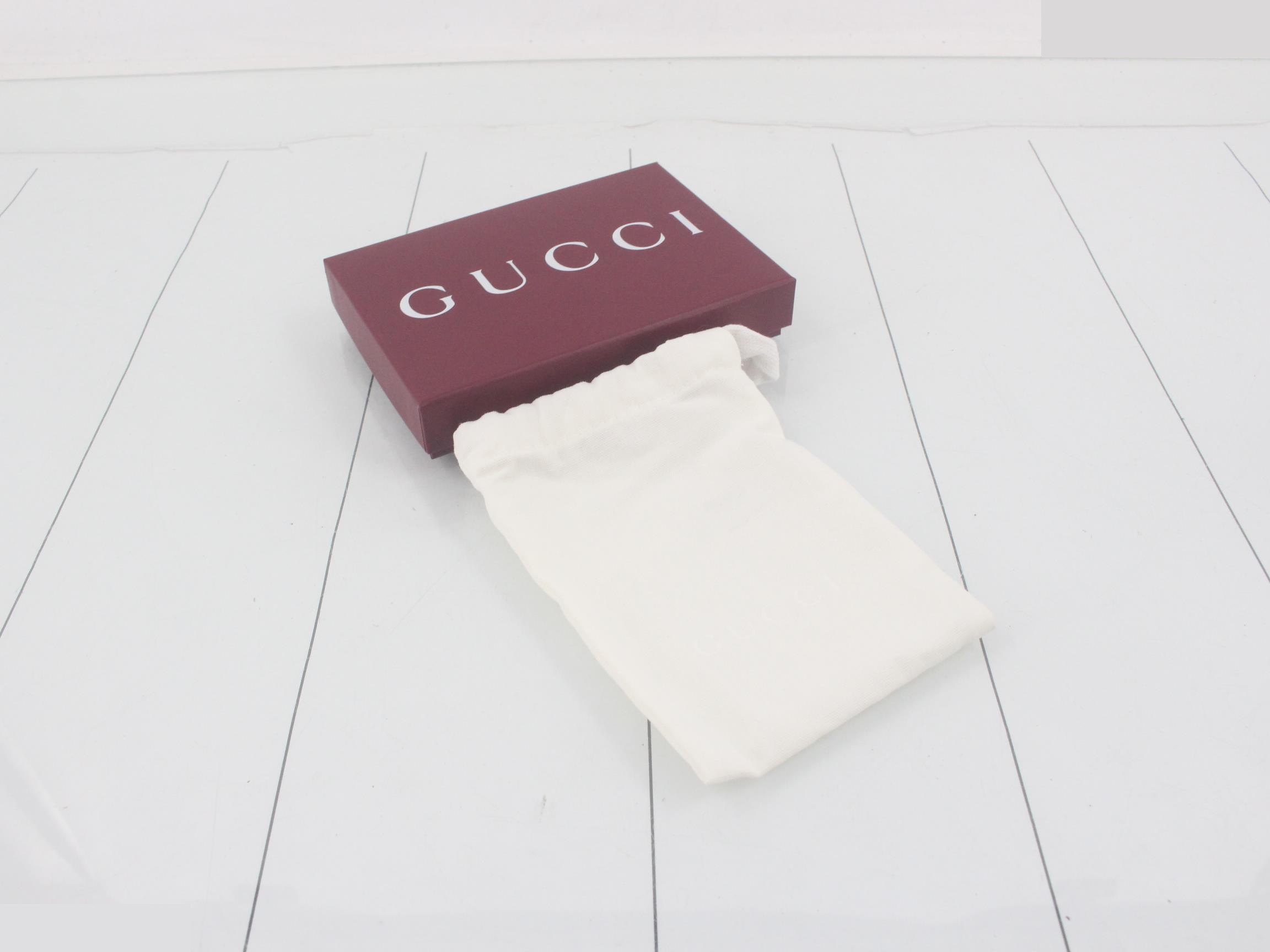 Card case — view 5