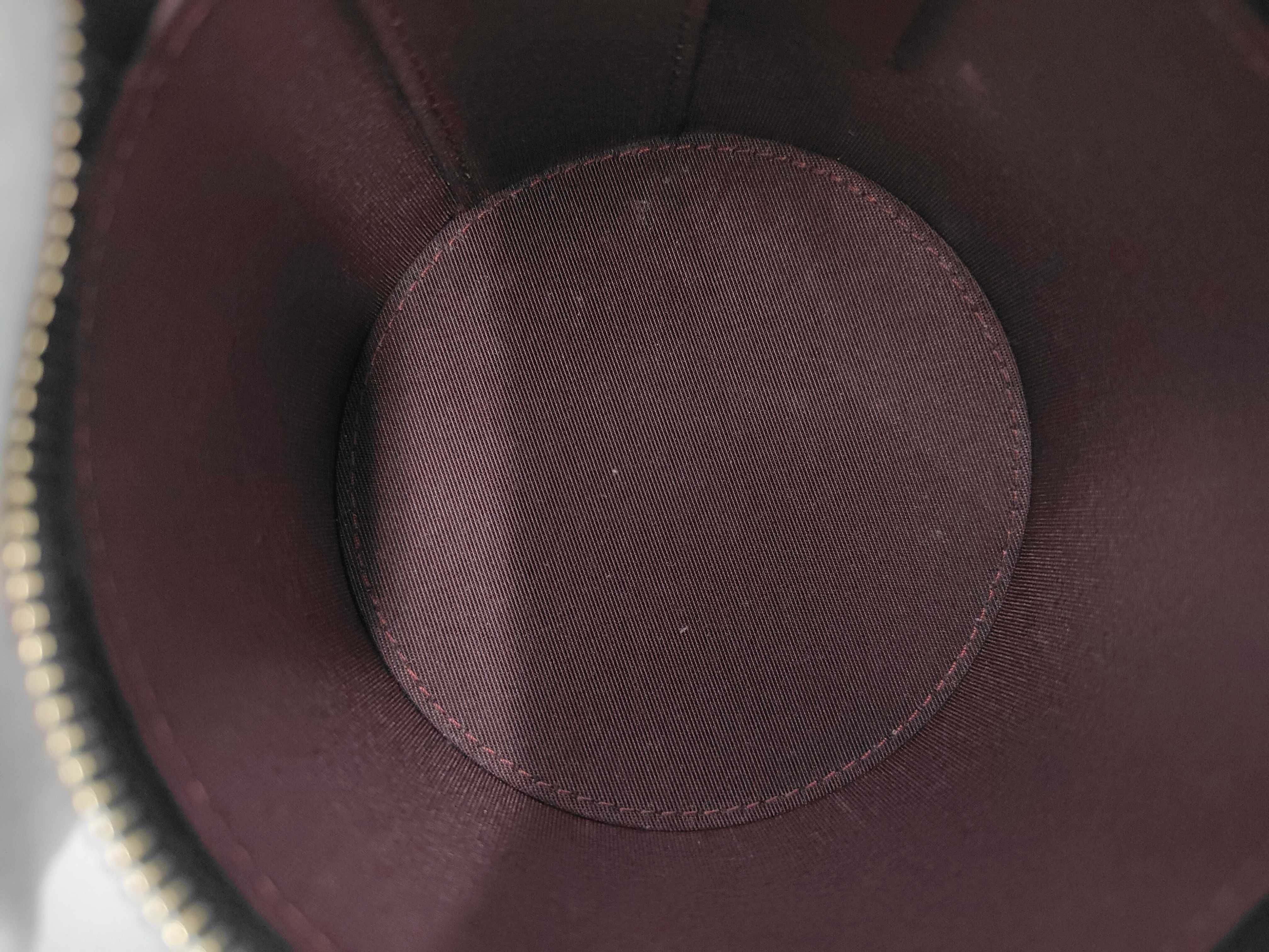 Chain Shoulder Bag — view 8