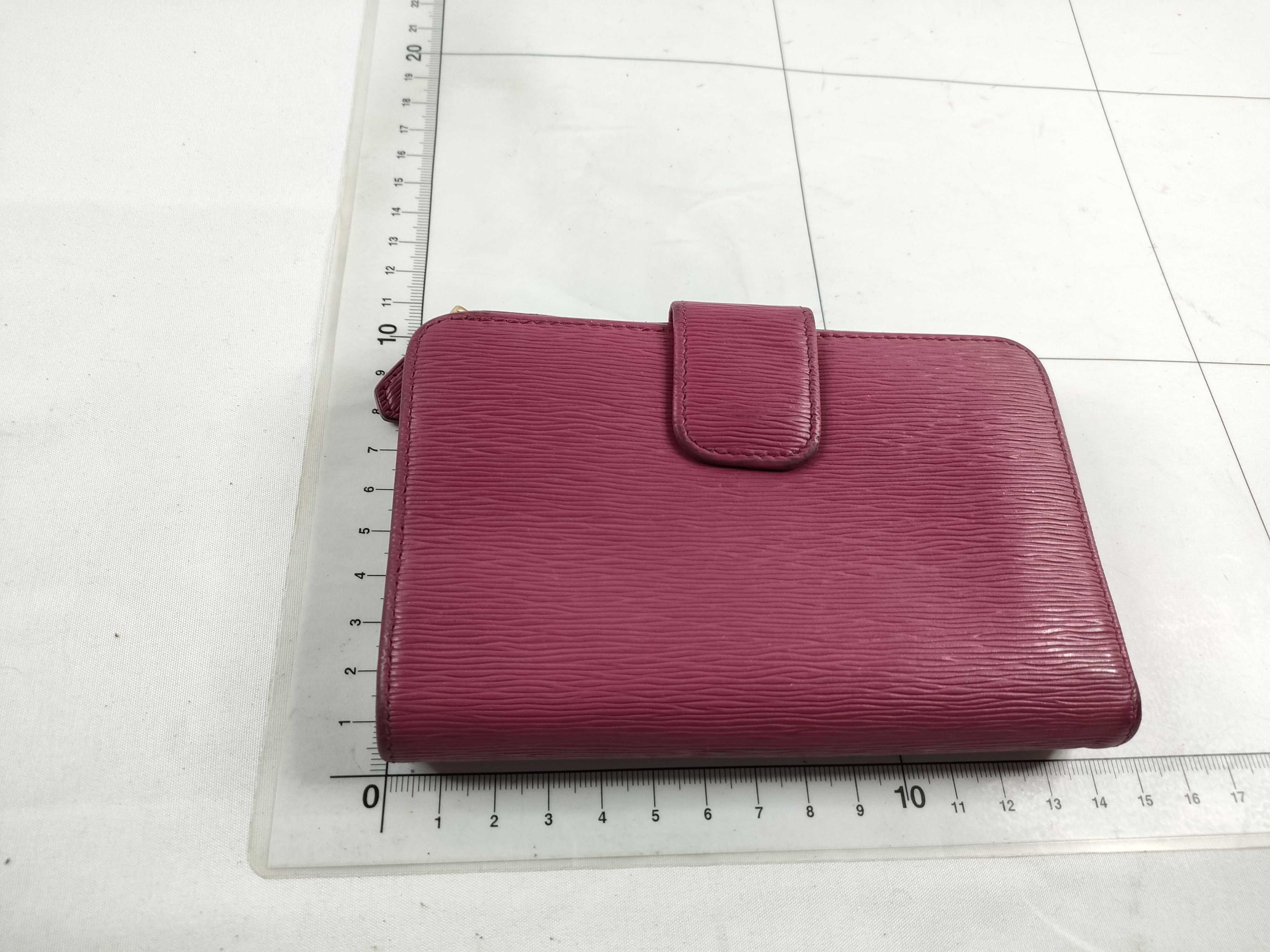 bi-fold wallet, pink. — view 2