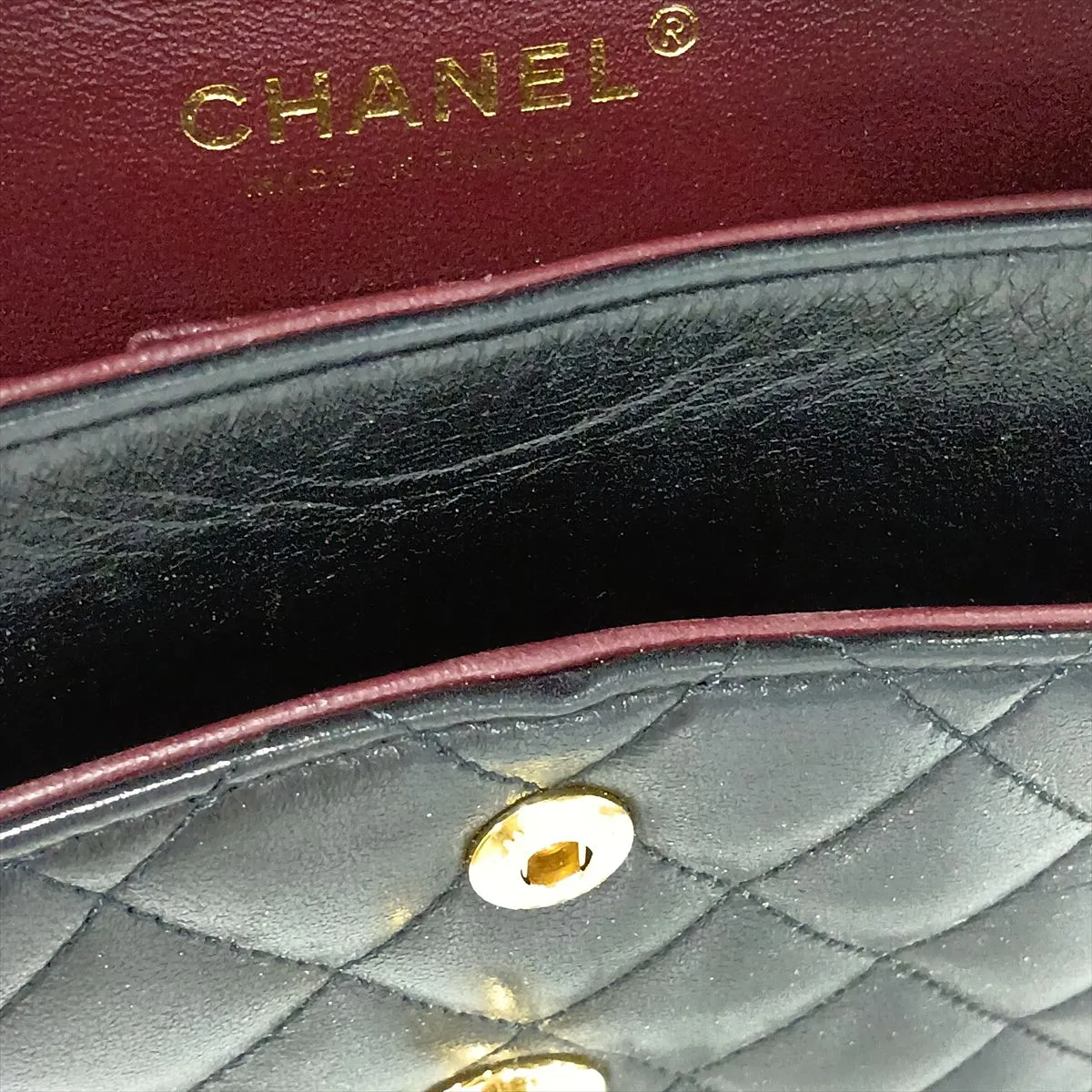 [Individually packaged] Chanel Matelassé 25 Lambskin Double Flap Double Chain Bag, Black with Gold Hardware, 14029464, Series 14, A01112 — view 15