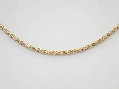 Gold necklace, wrist circumference approximately 39 cm