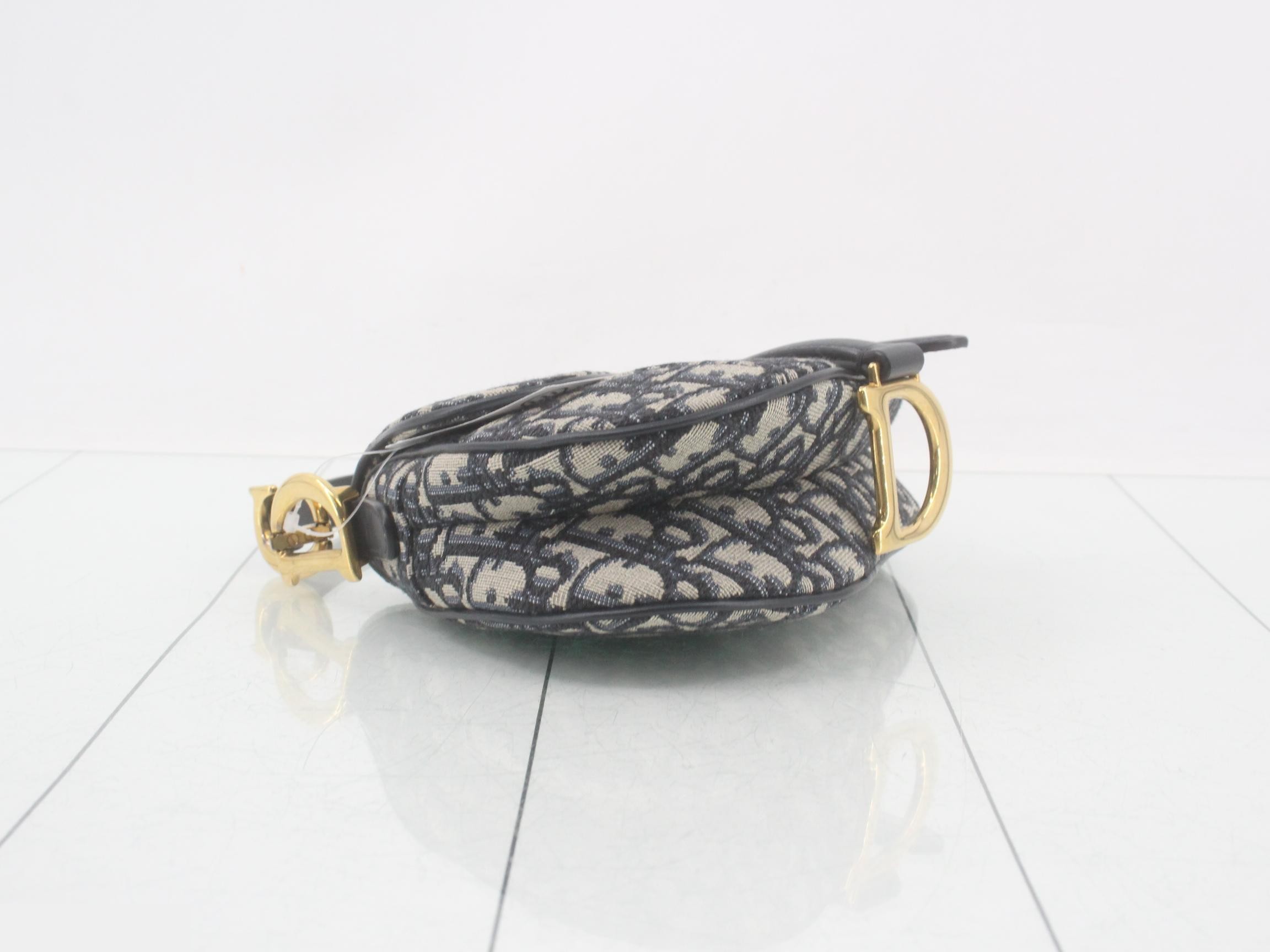 Saddlebag, Oblique Canvas, 2-Way Handbag — view 5