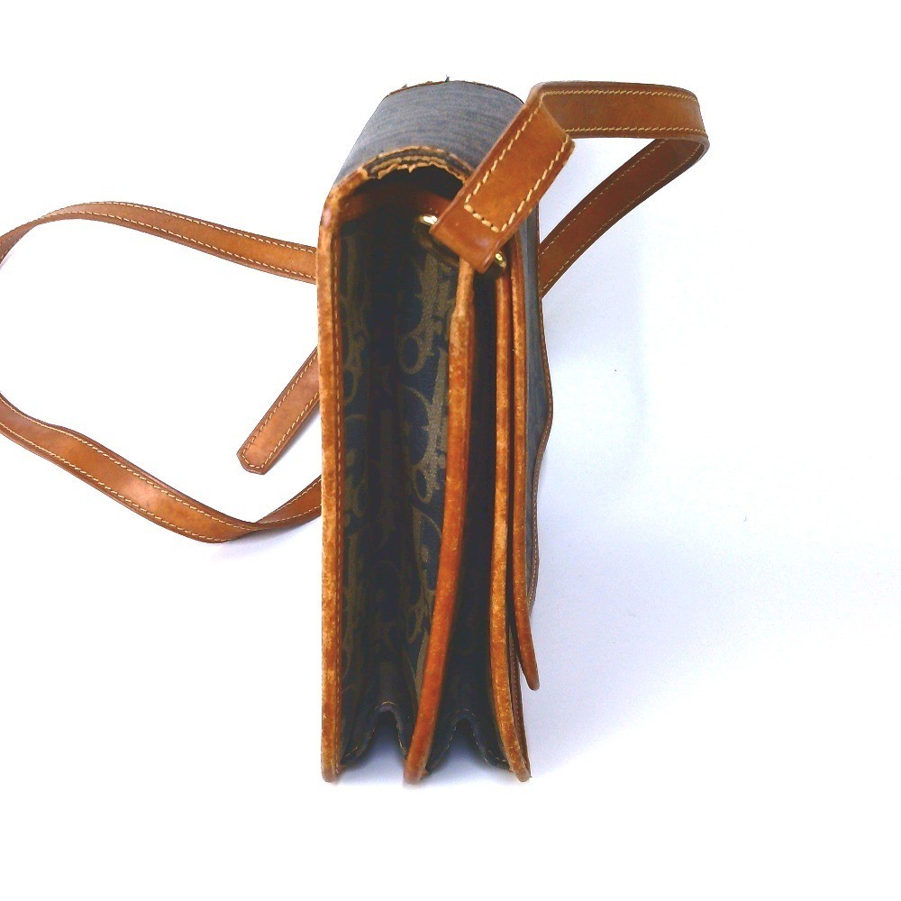 Trotter (bag) - Shoulder bag — view 3