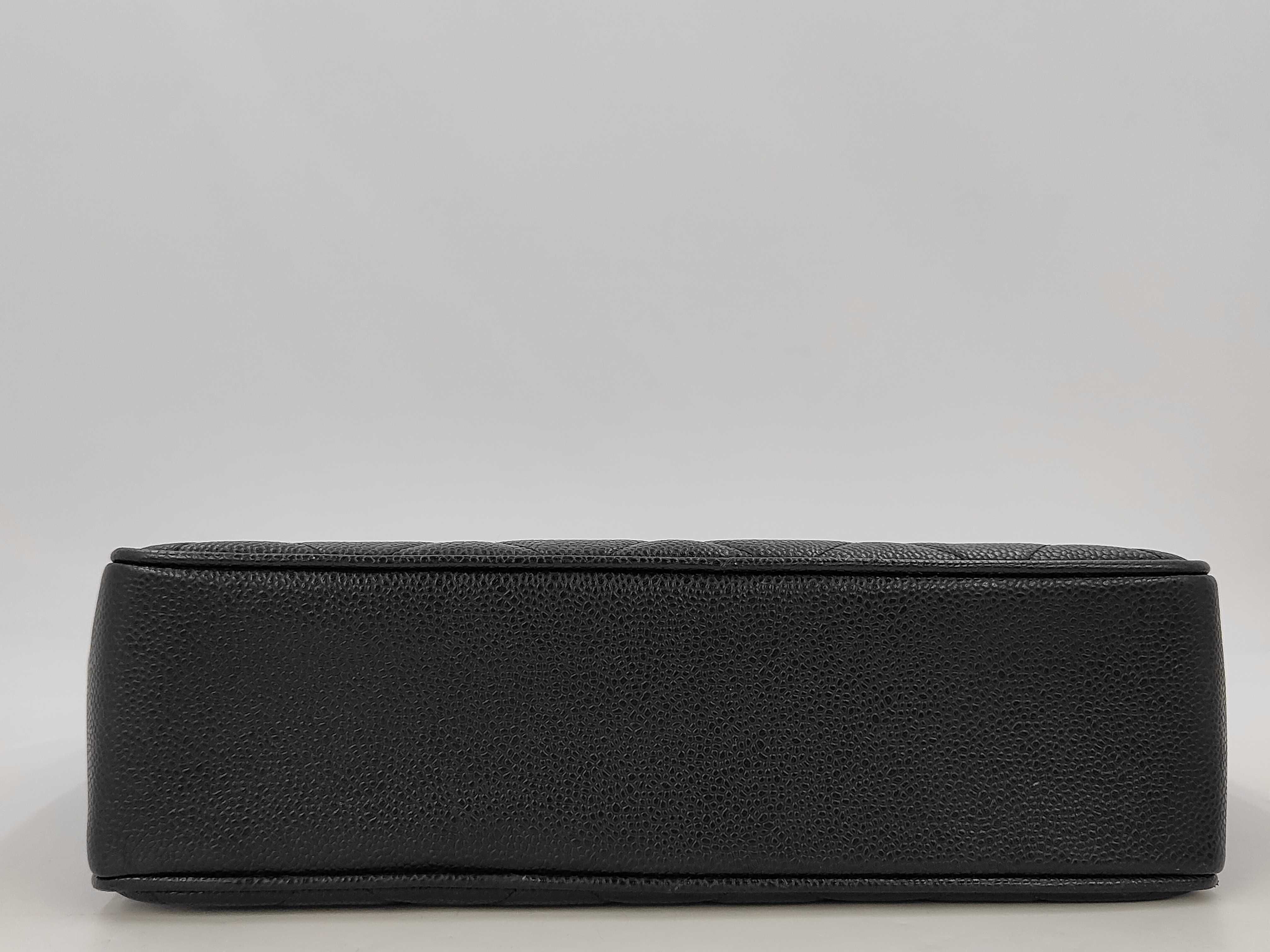 Caviar Skin Turnlock Chain Shoulder Bag - 3091670 Bag — view 4