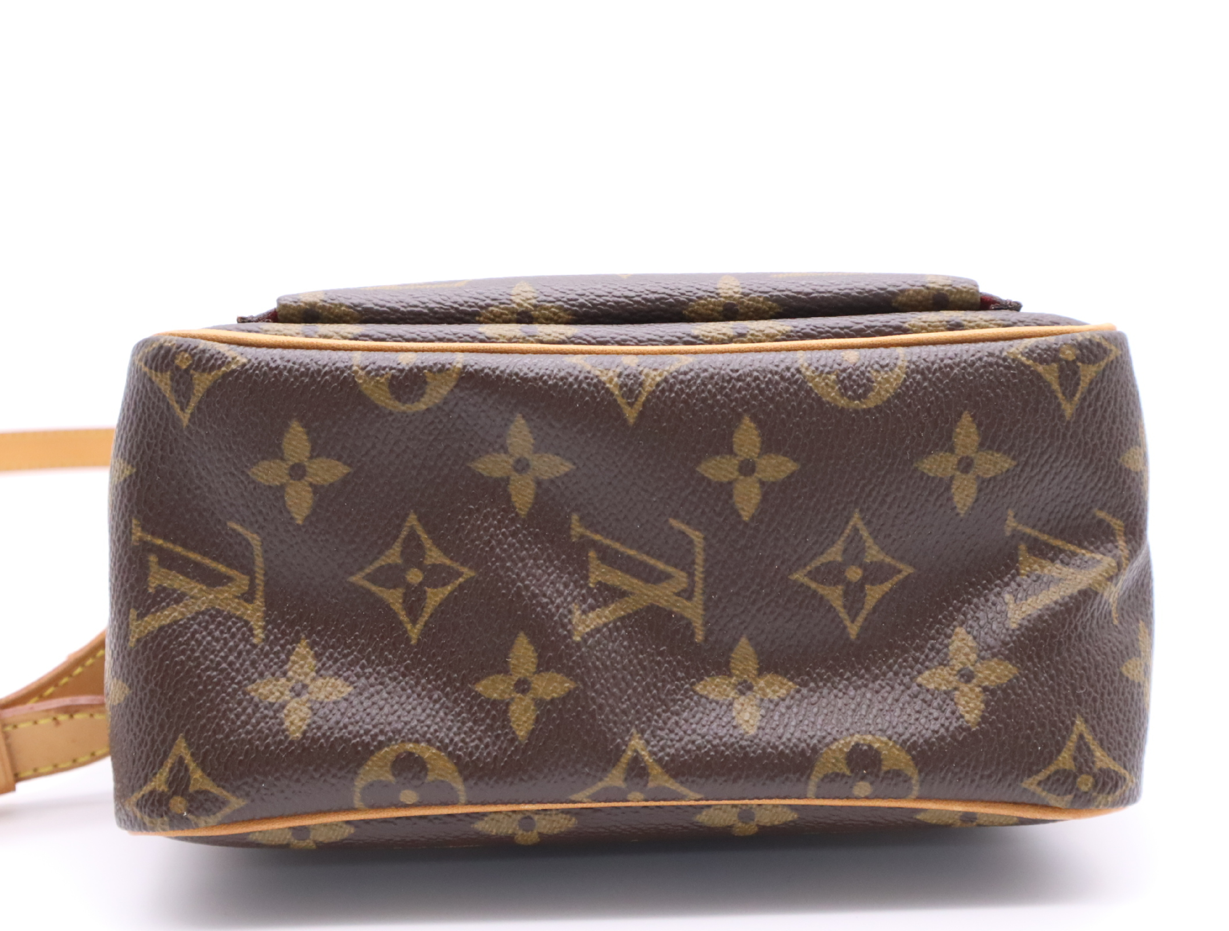 M51165 Monogram Viva Cite PM Shoulder Bag — view 4