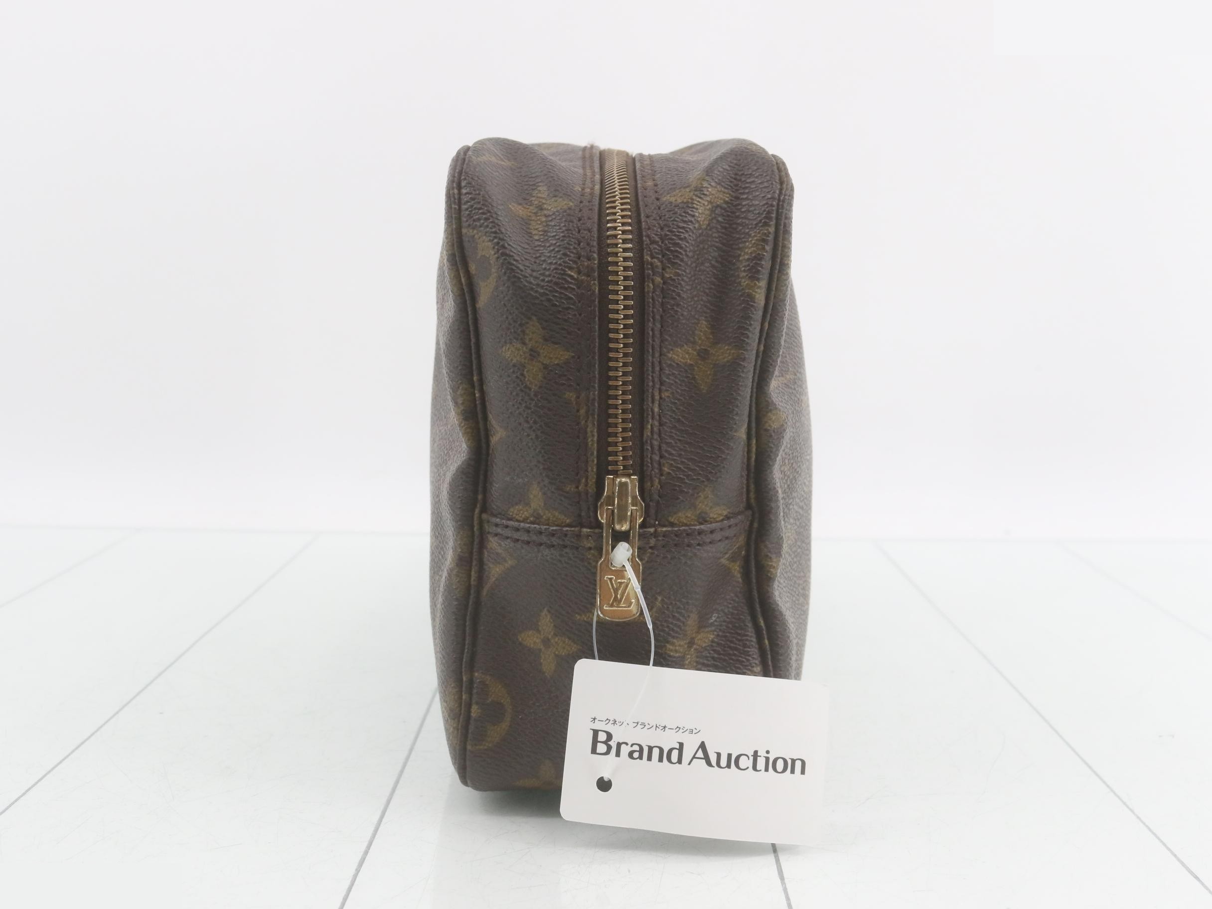 M47522 Monogram Trousse Toilette 28 — view 4