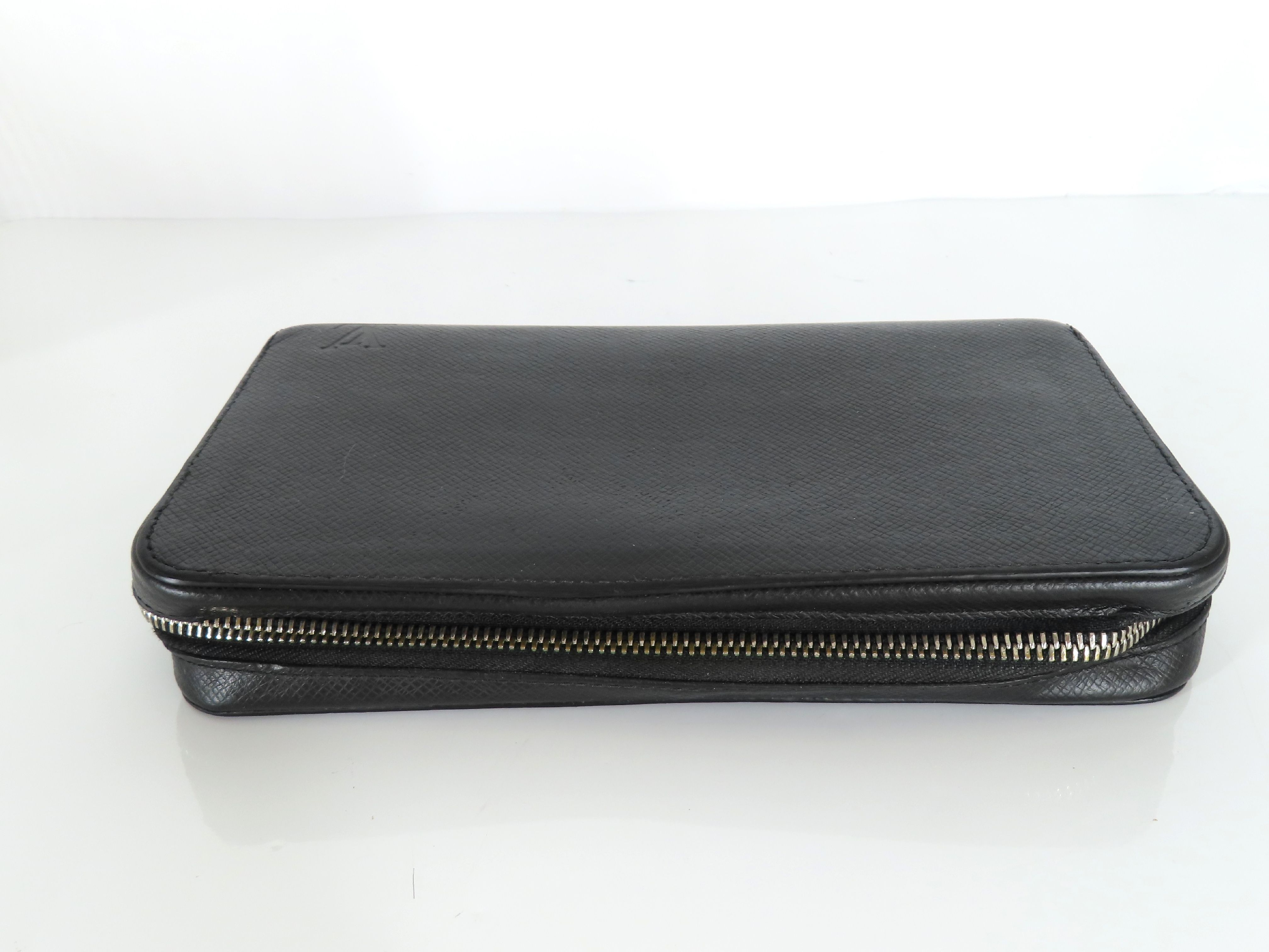 Taiga Zippy XL Wallet, Black, Silver Hardware, CA4129 — view 6