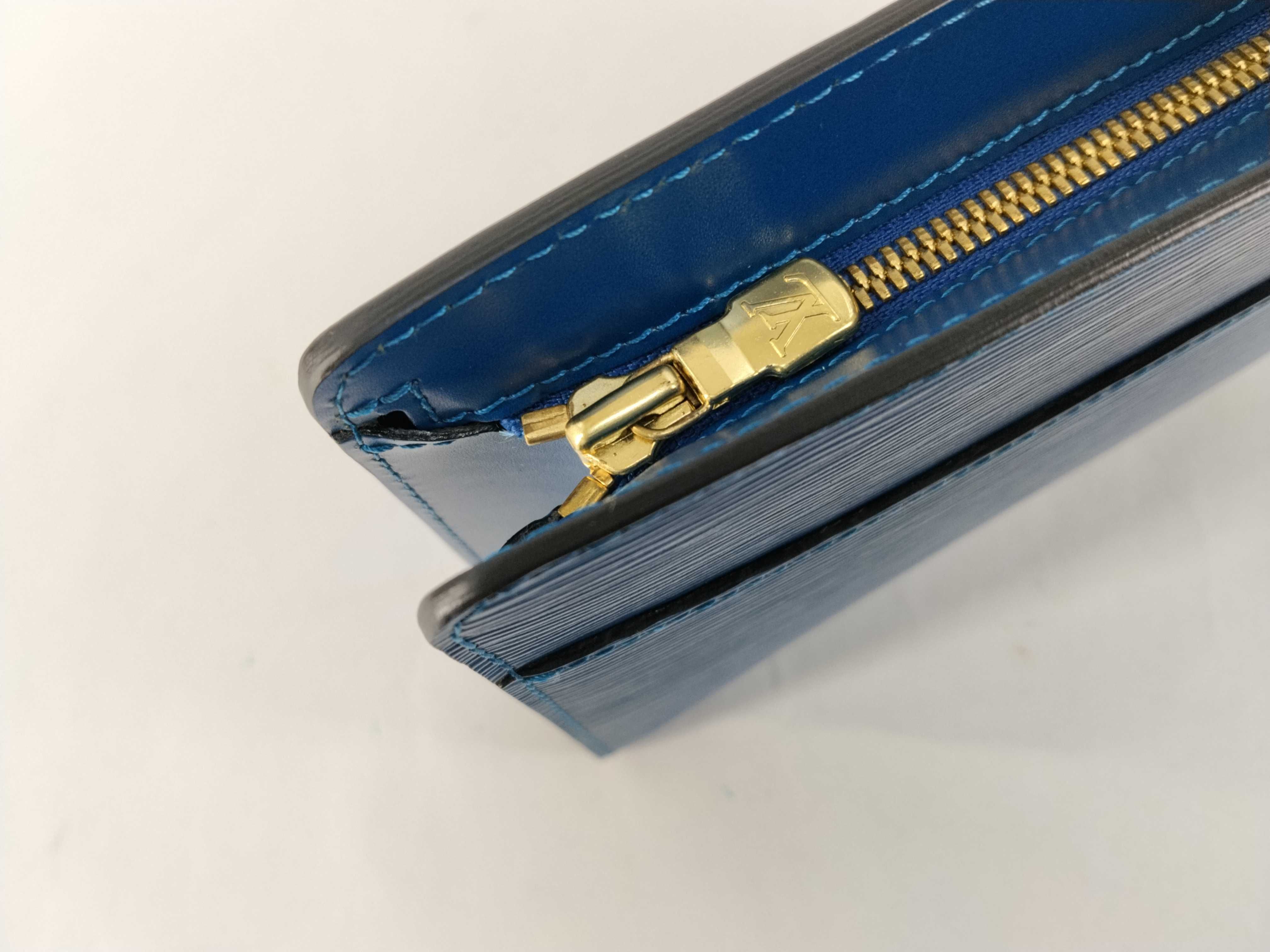 Epi Leather Louis Vuitton Pochette Homme Second Bag — view 5