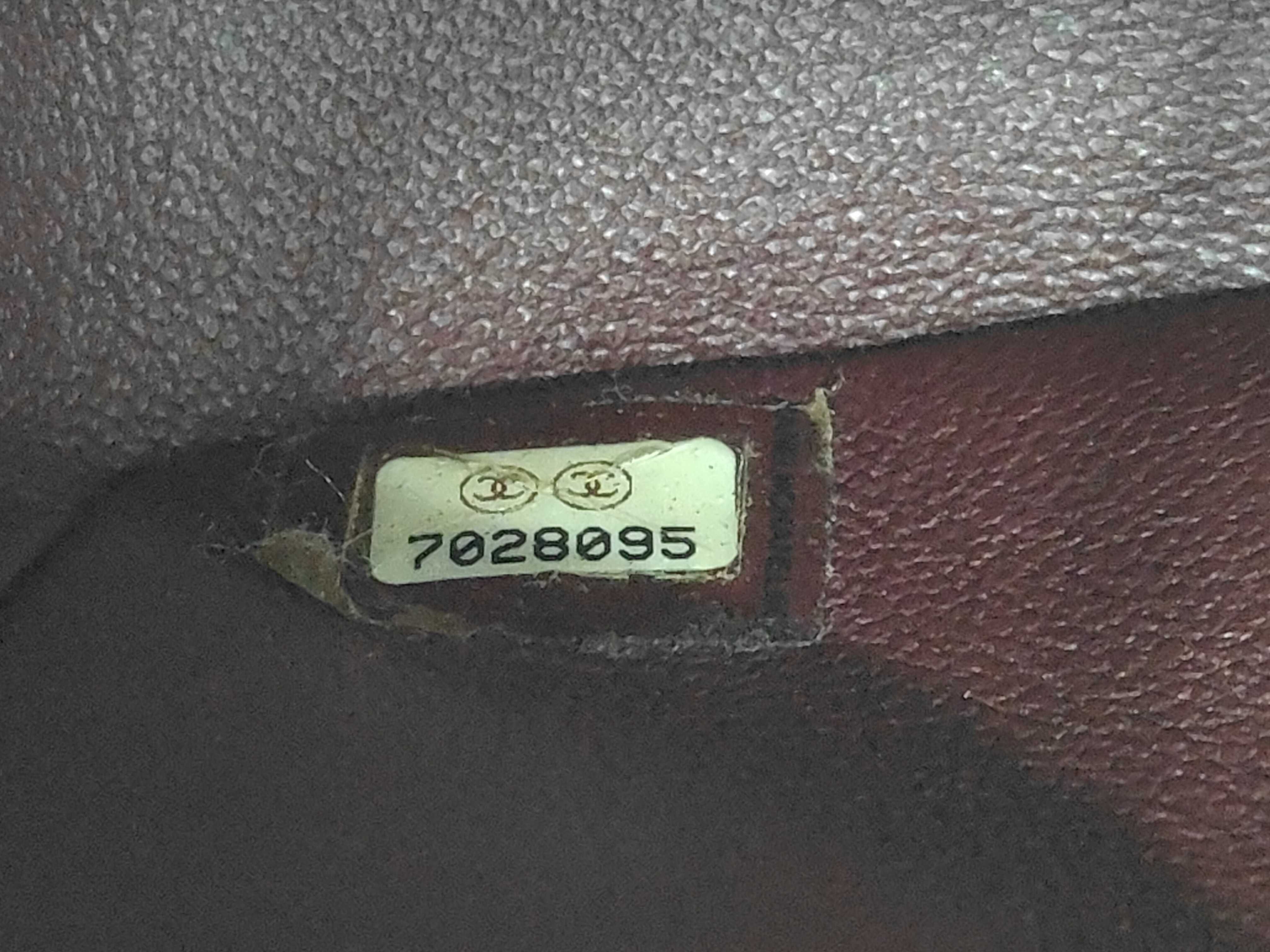 Matelassé 25 Lambskin Shoulder Bag with Gold Hardware (7028095) — view 12