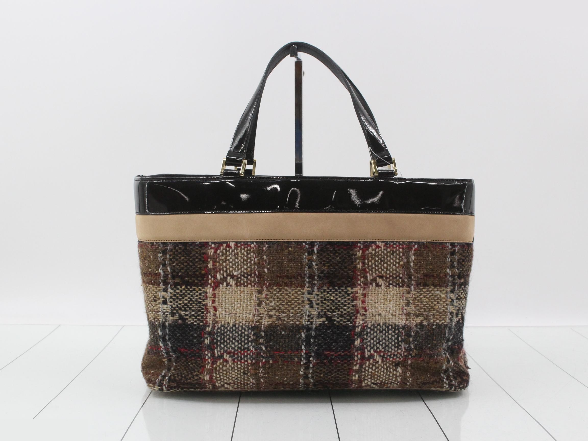 Wool check, W35 H24 D10 — view 2