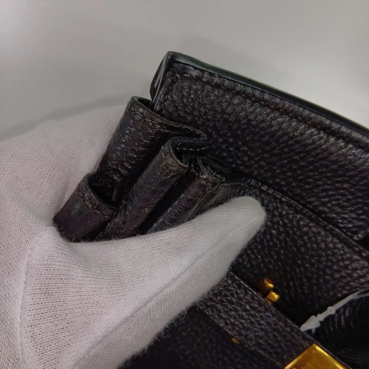 [Individually packaged] Hermes Birkin 30 Letournée Togo Black Gold Hardware C: 1999 Handle edges have been repaired by an aftermarket company — view 13