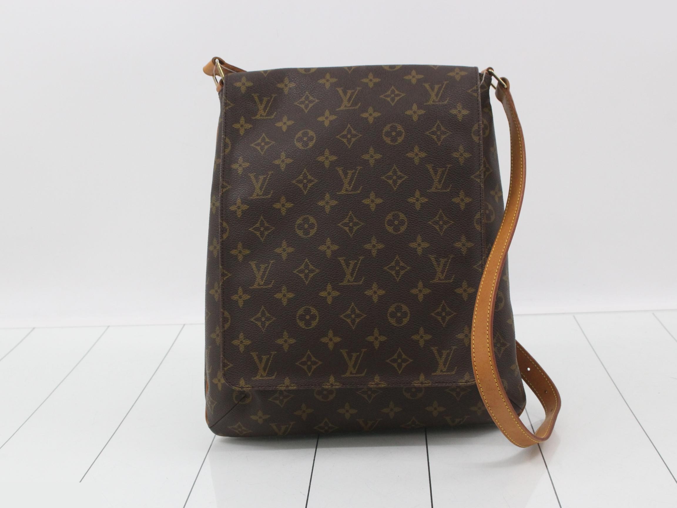 M51256 Musette