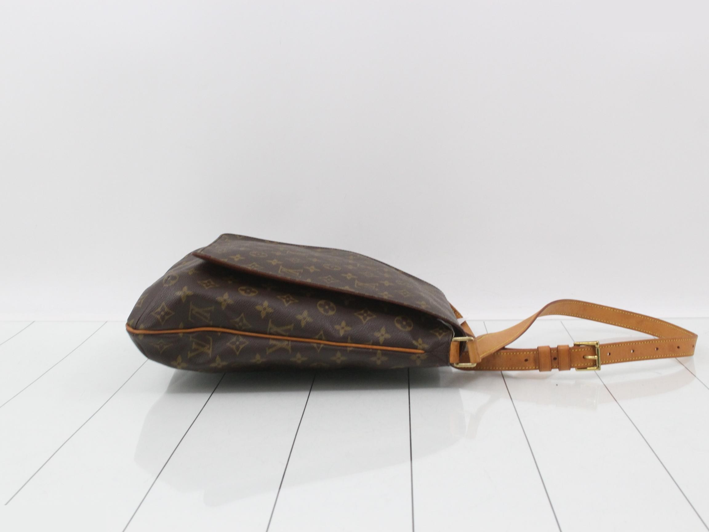 M51256 Musette — view 3