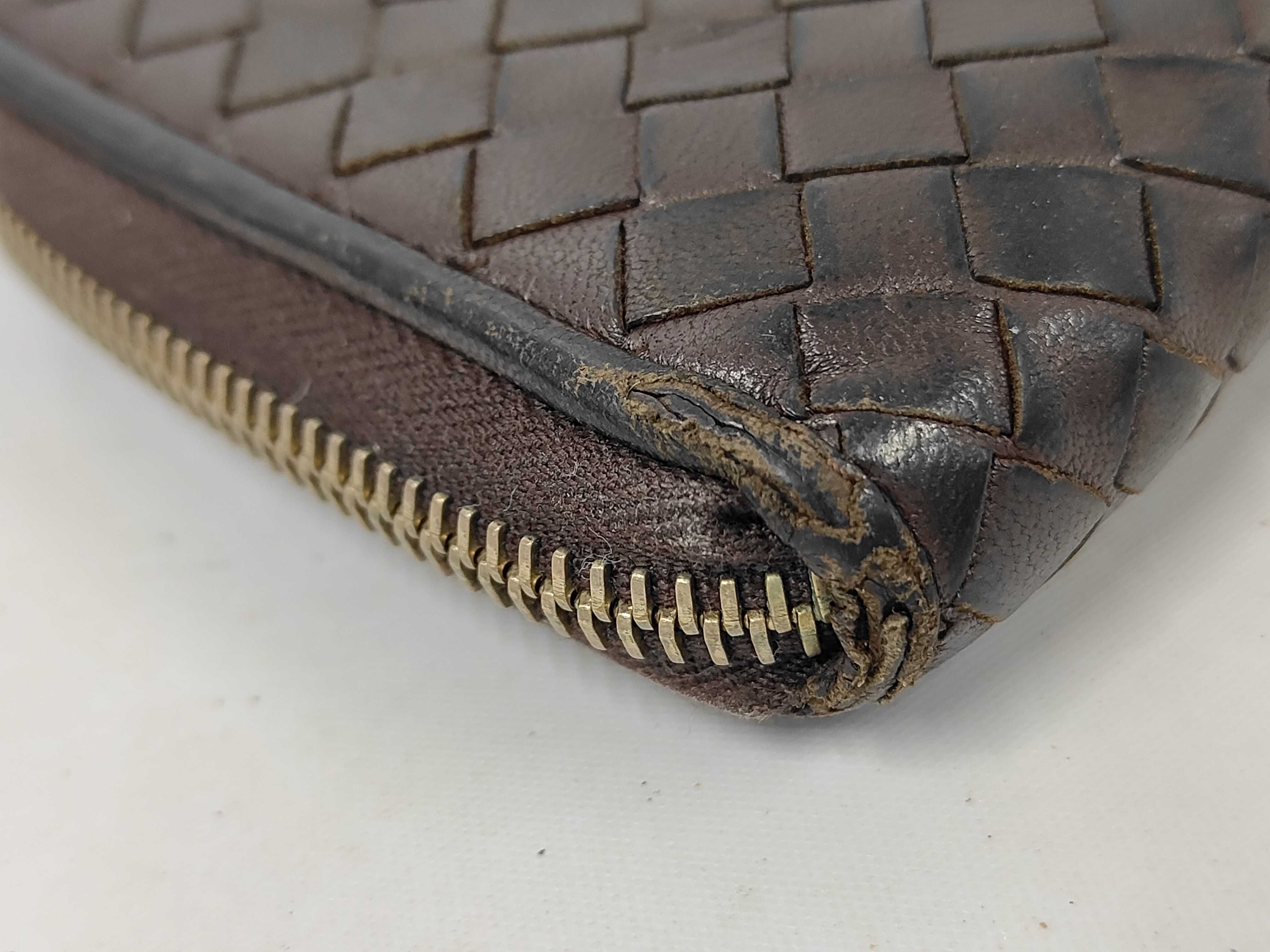 Intrecciato Round Zip Long Wallet — view 3