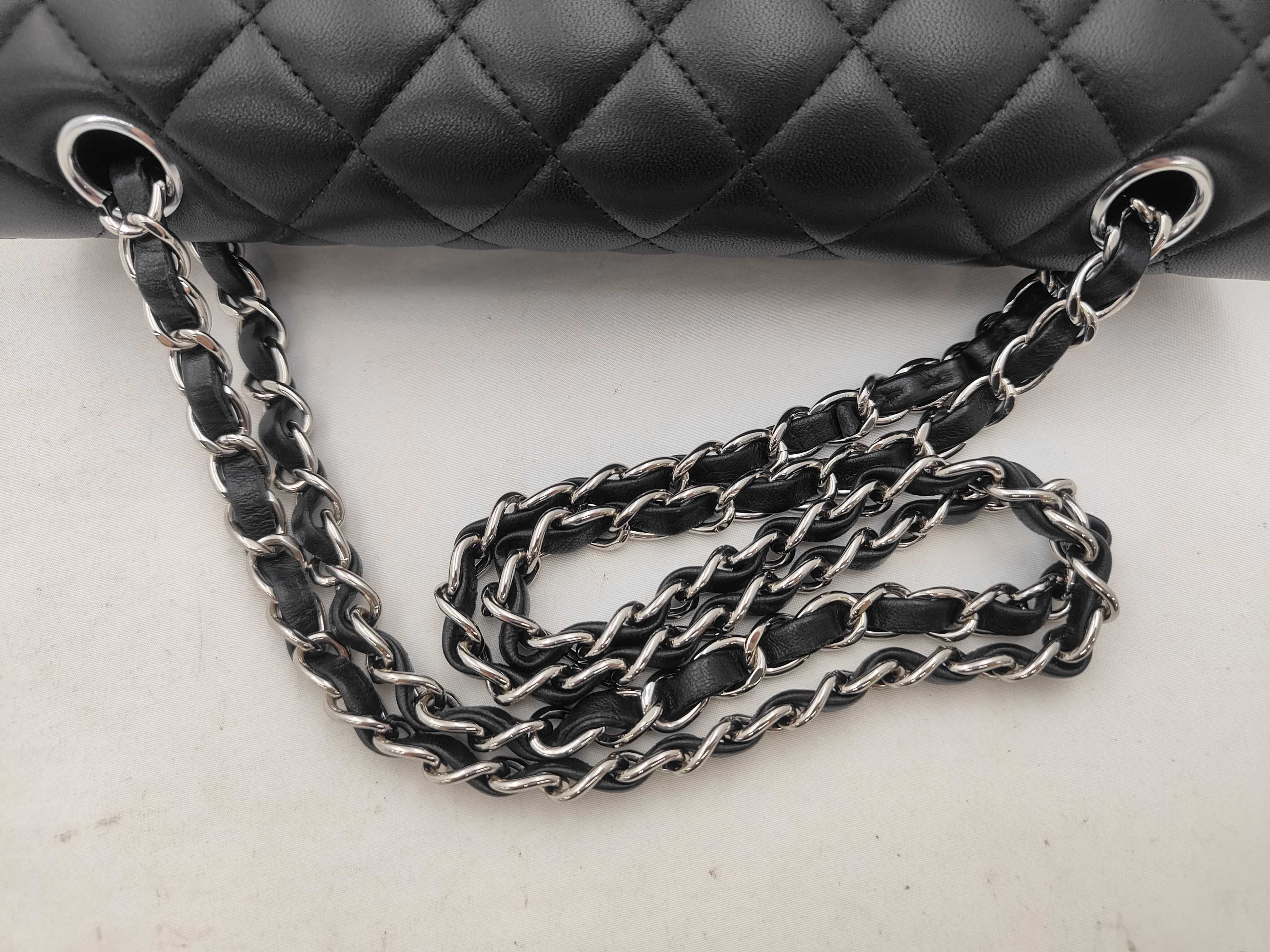 Matelassé 25 Double Flap Chain Shoulder Bag, Lambskin, Black — view 3