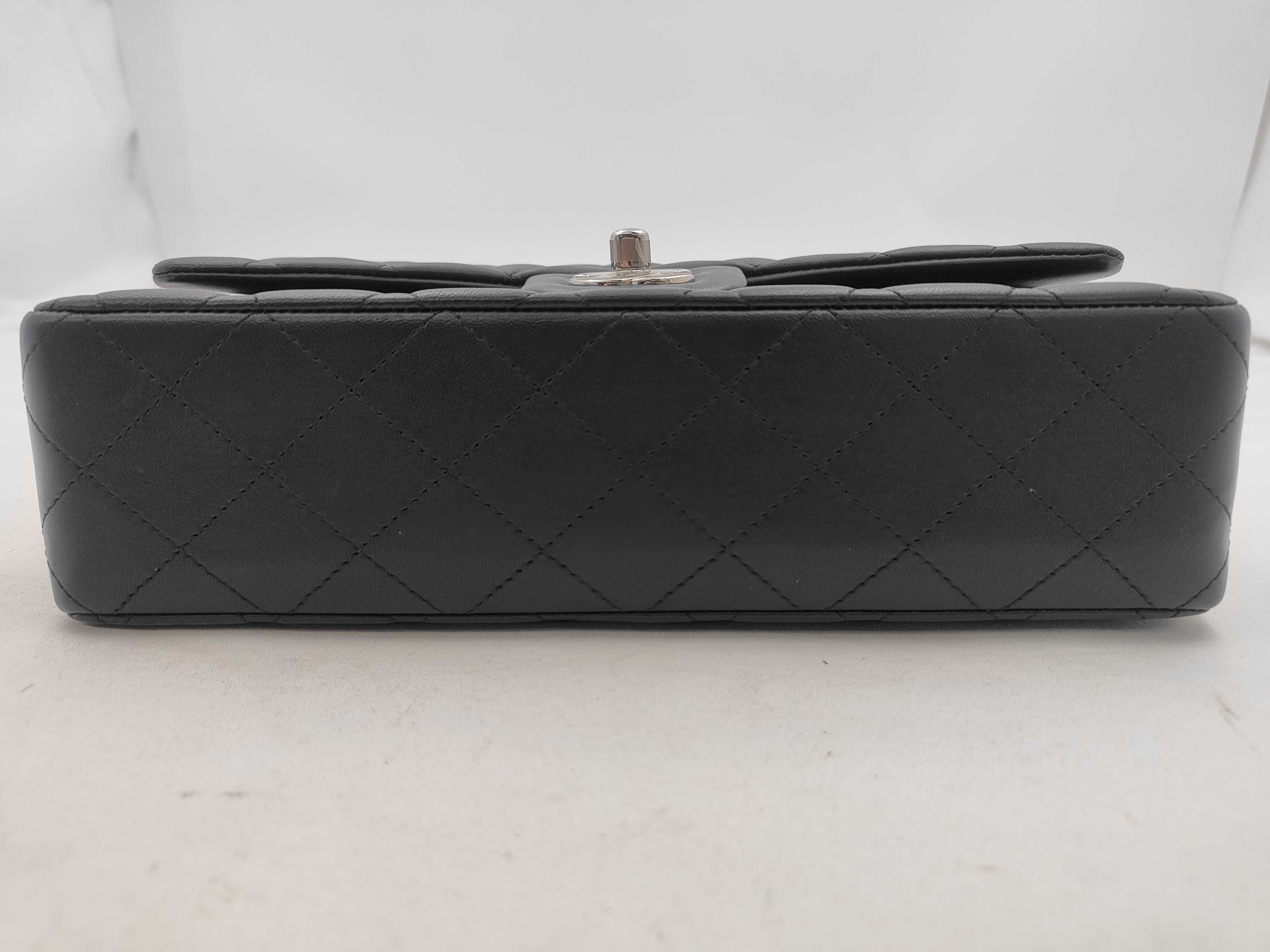 Matelassé 25 Double Flap Chain Shoulder Bag, Lambskin, Black — view 7