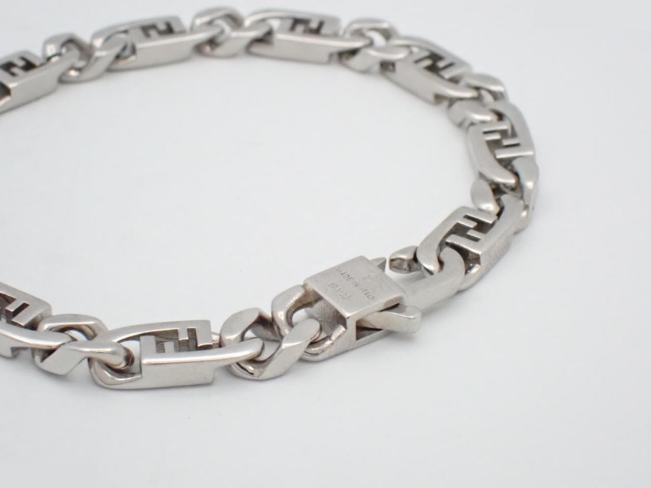 FF logo curb chain bracelet, silver, wrist circumference approximately 18cm — view 3