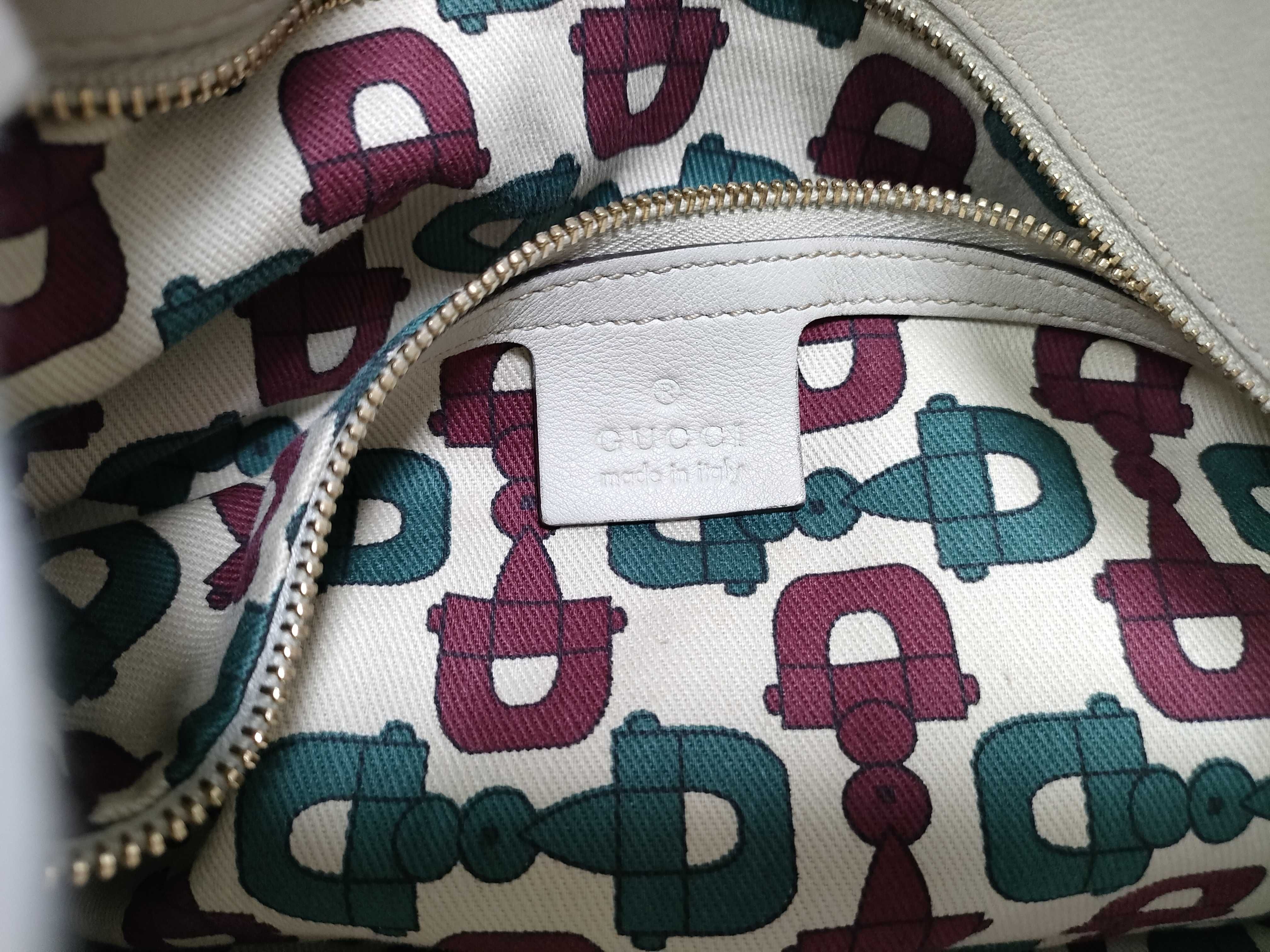 White Leather Large Hobo Shoulder Bag — view 15