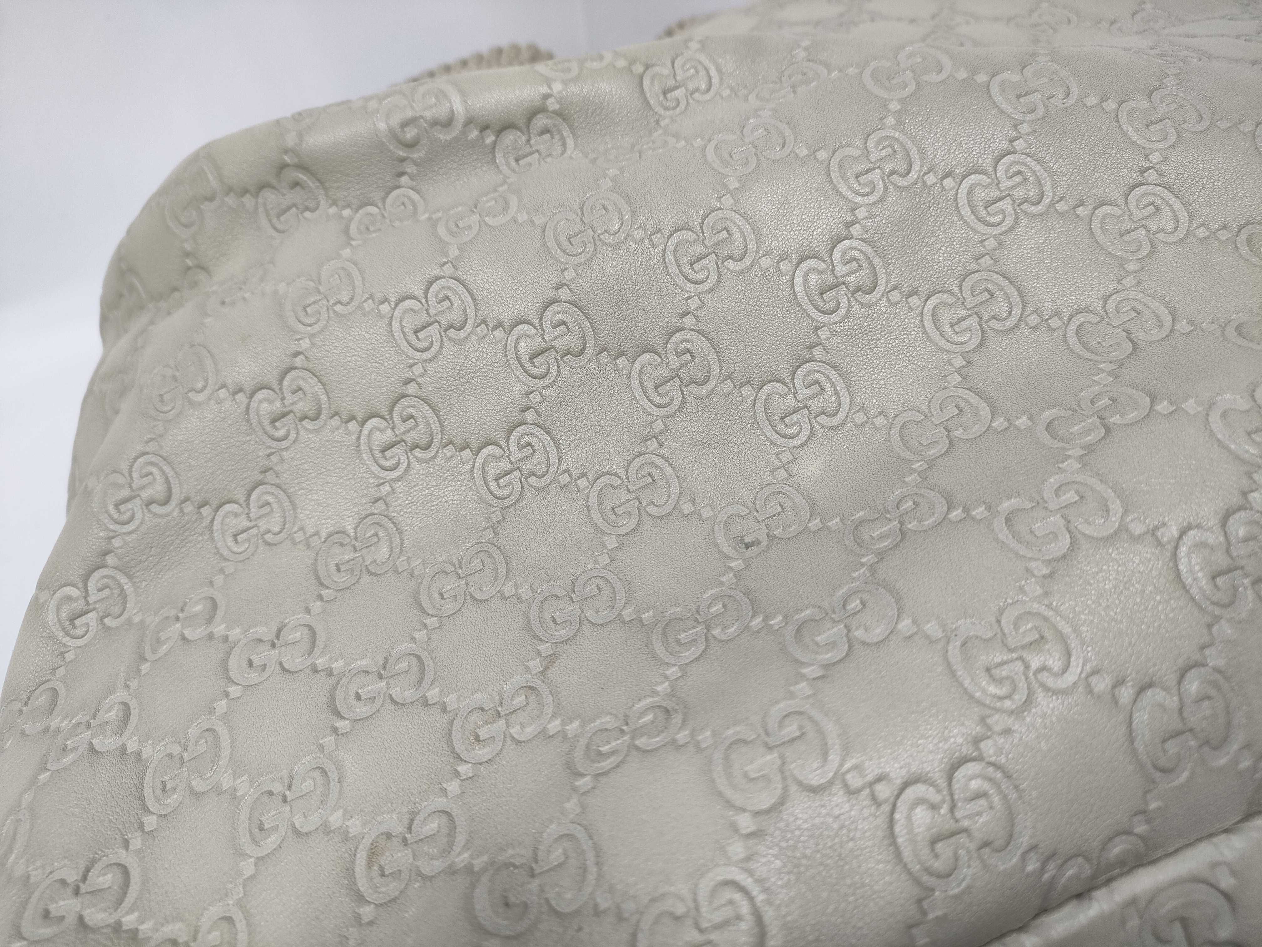 White Leather Large Hobo Shoulder Bag — view 6