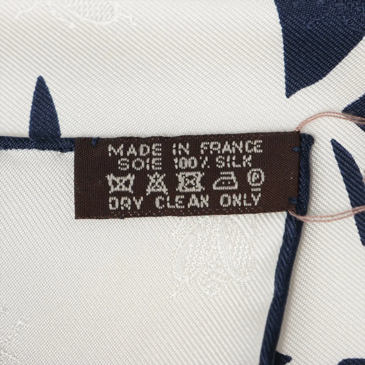 Carre 90 Scarf Silk Marine Threaded Paper Tag BRIDES DE GALA TATTOO — view 7