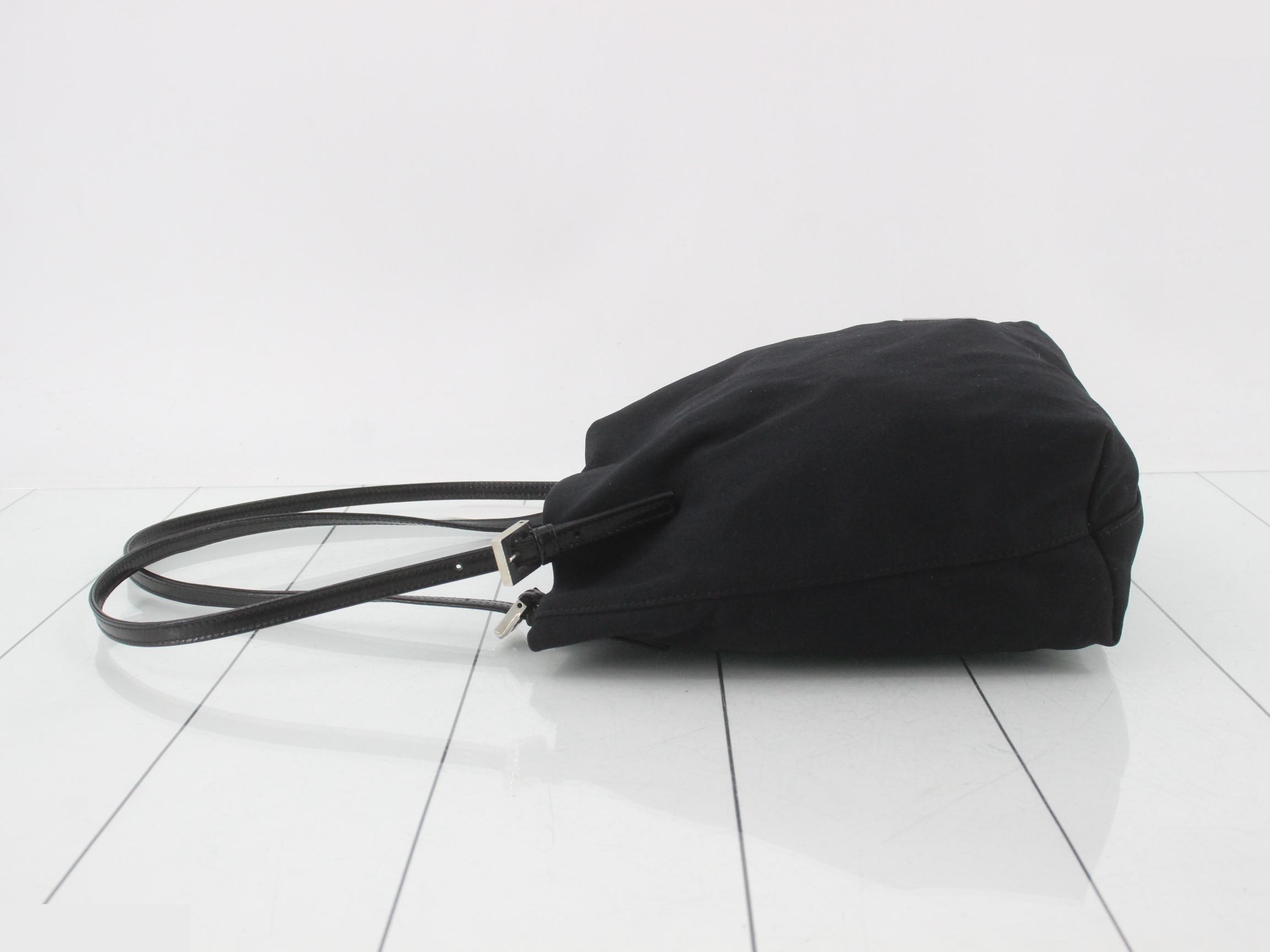 handbag — view 4