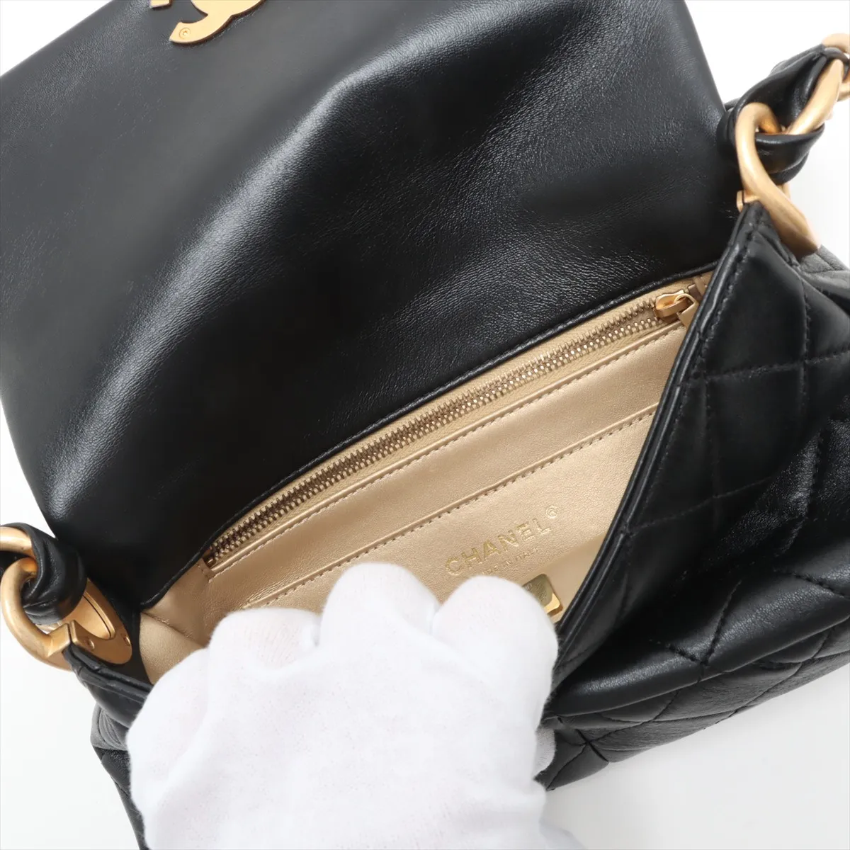 [Individually wrapped] Chanel Matelasse Lambskin Chain Shoulder Bag Black Gold Hardware UK68884L Random Plate — view 11