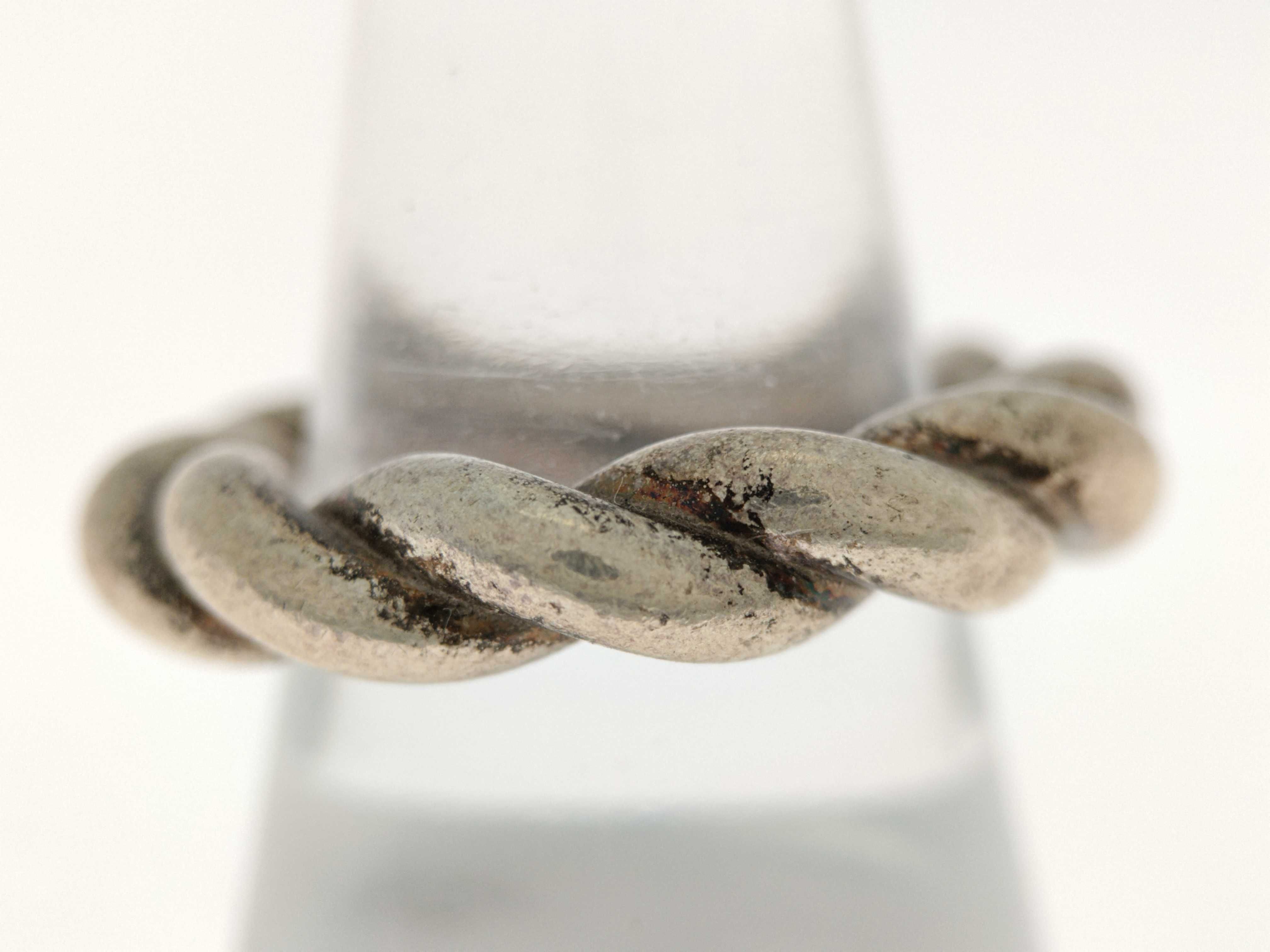 ring — view 3