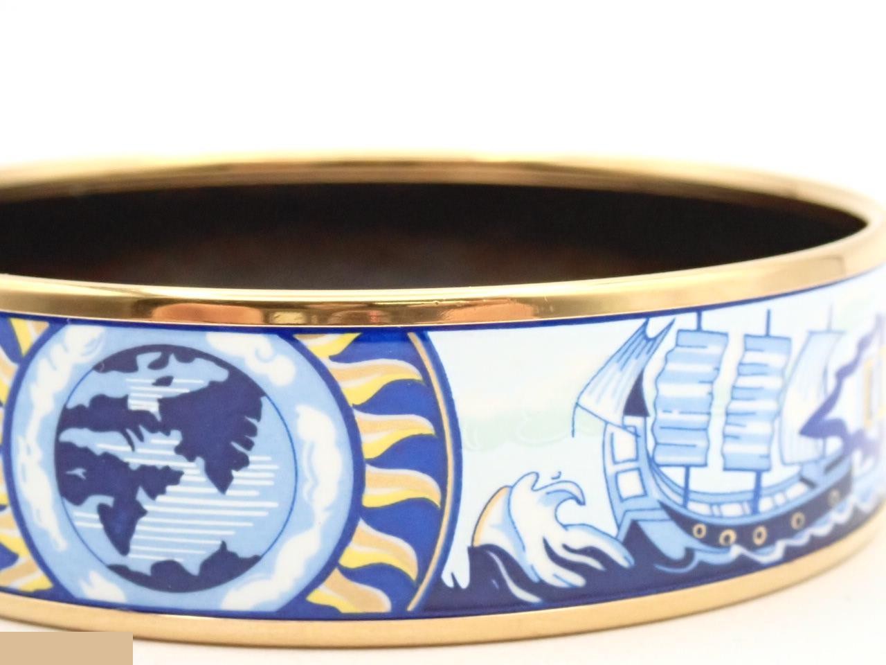 Enamel GM Gold Bracelet/Bangle, Wrist Circumference Approx. 19.5cm — view 3
