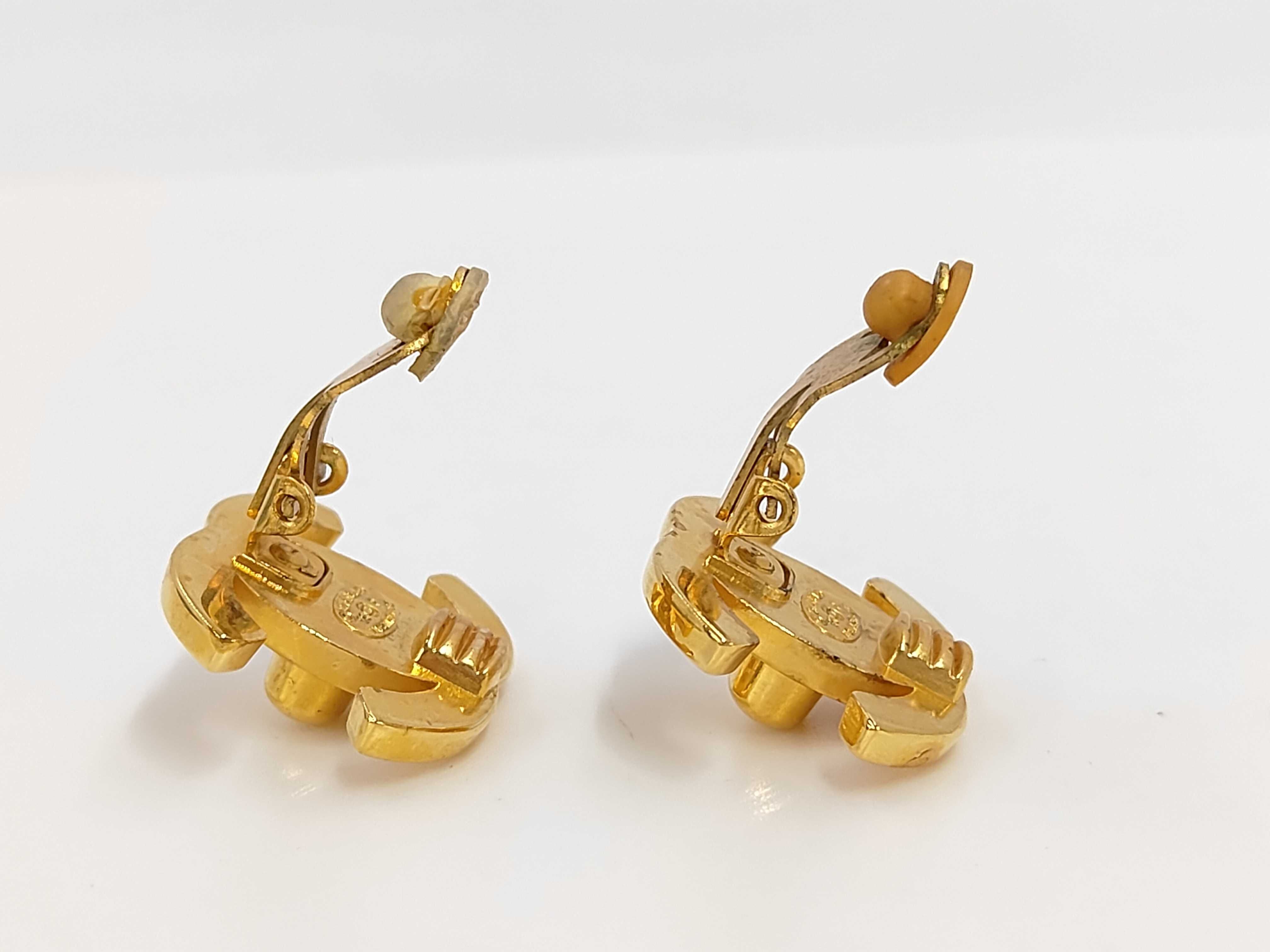 earrings — view 3