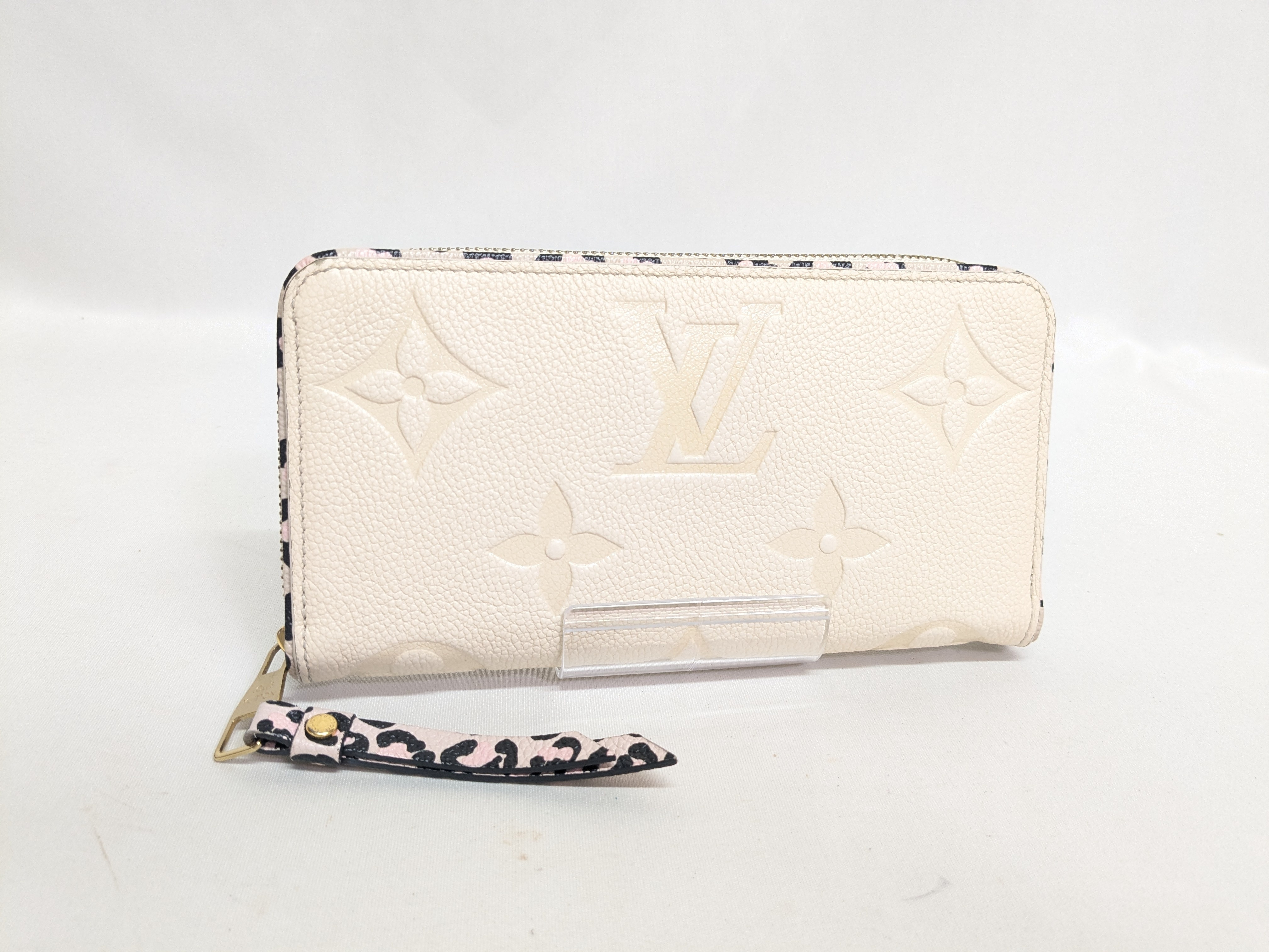 LV Empreinte Wild at Heart Zippy Wallet IC Chip Wallet — view 2