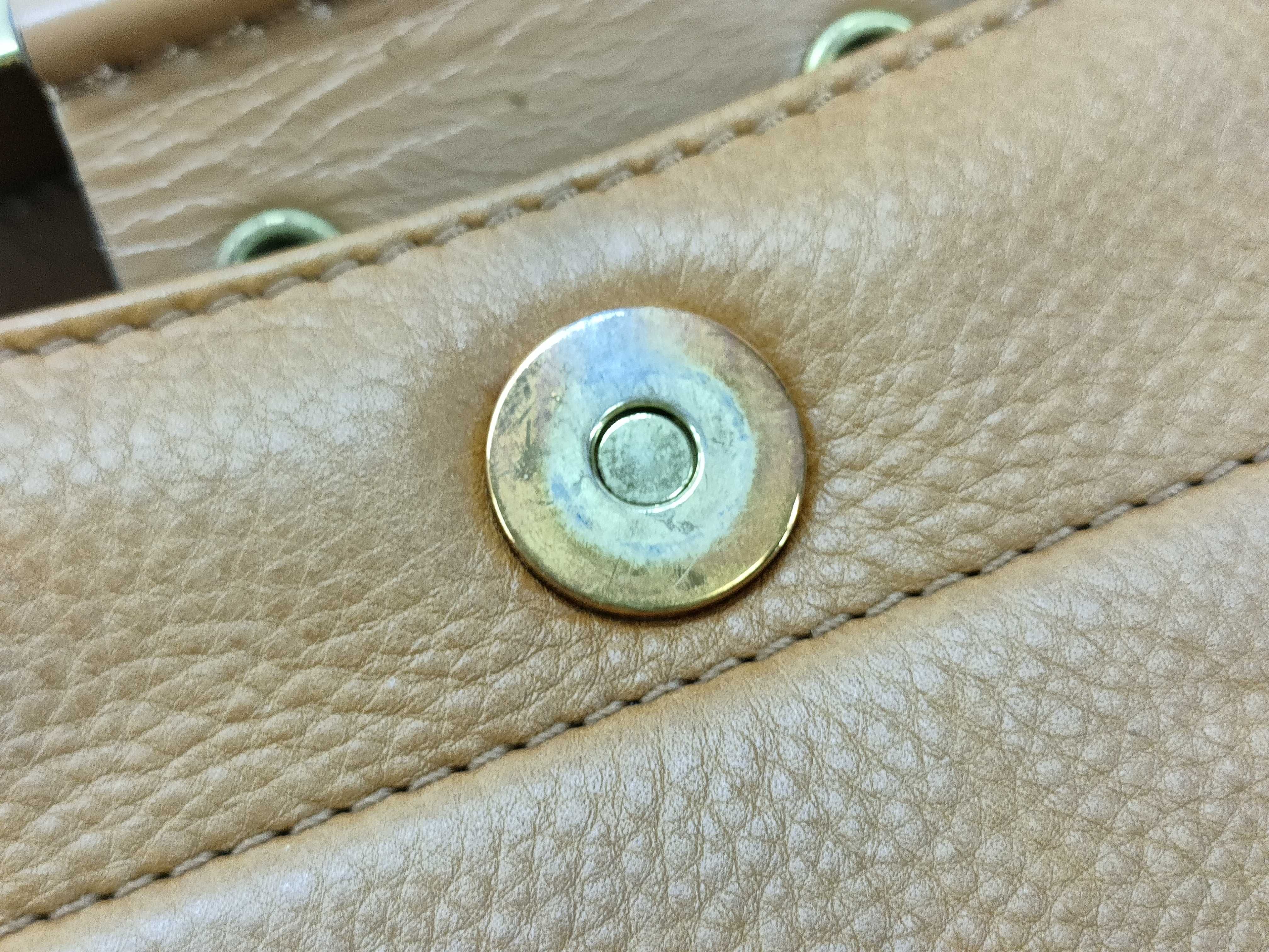 Street Chic One-Shoulder Bag, in undamaged condition. — view 15
