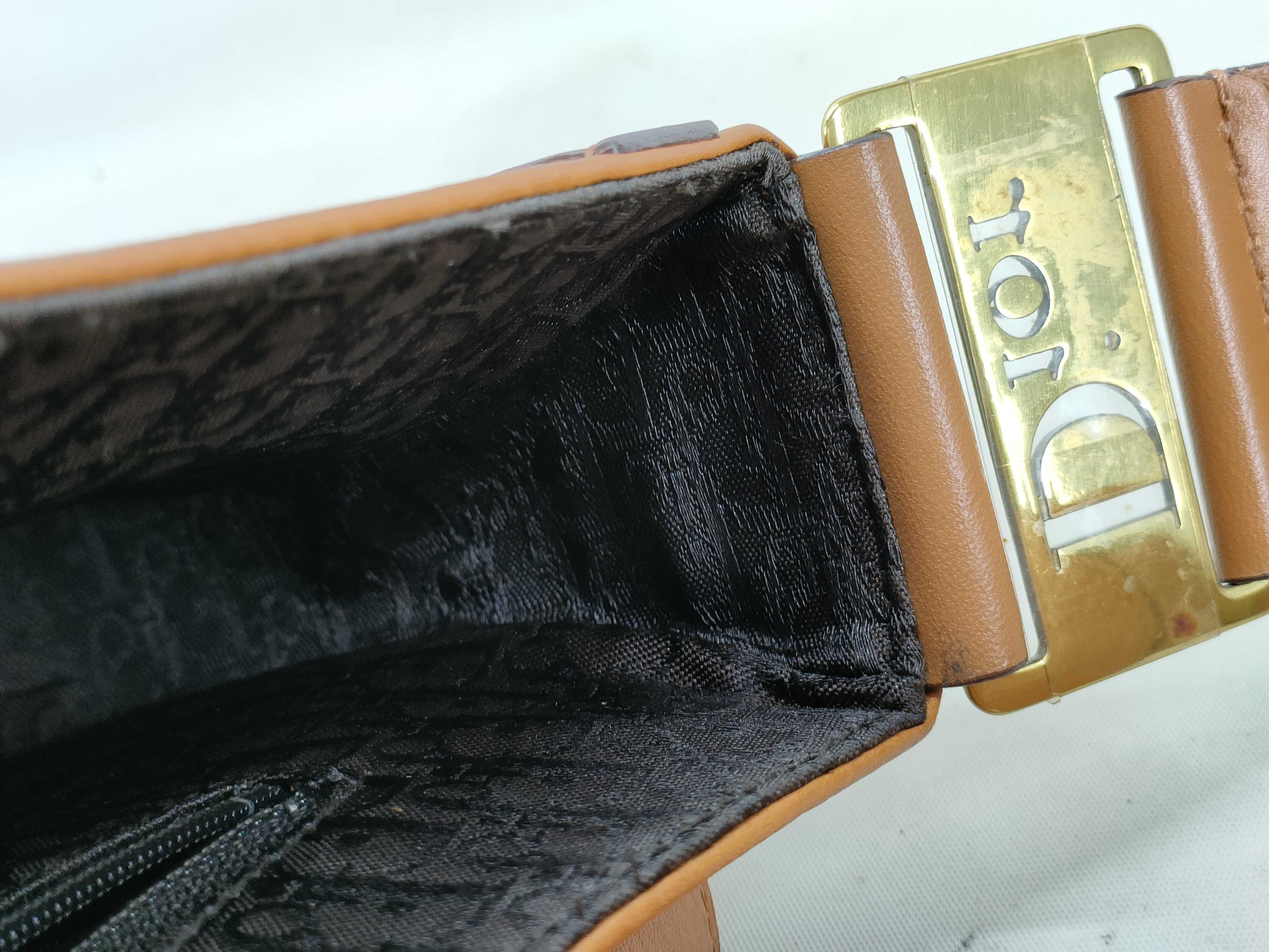 Street Chic One-Shoulder Bag, in undamaged condition. — view 10