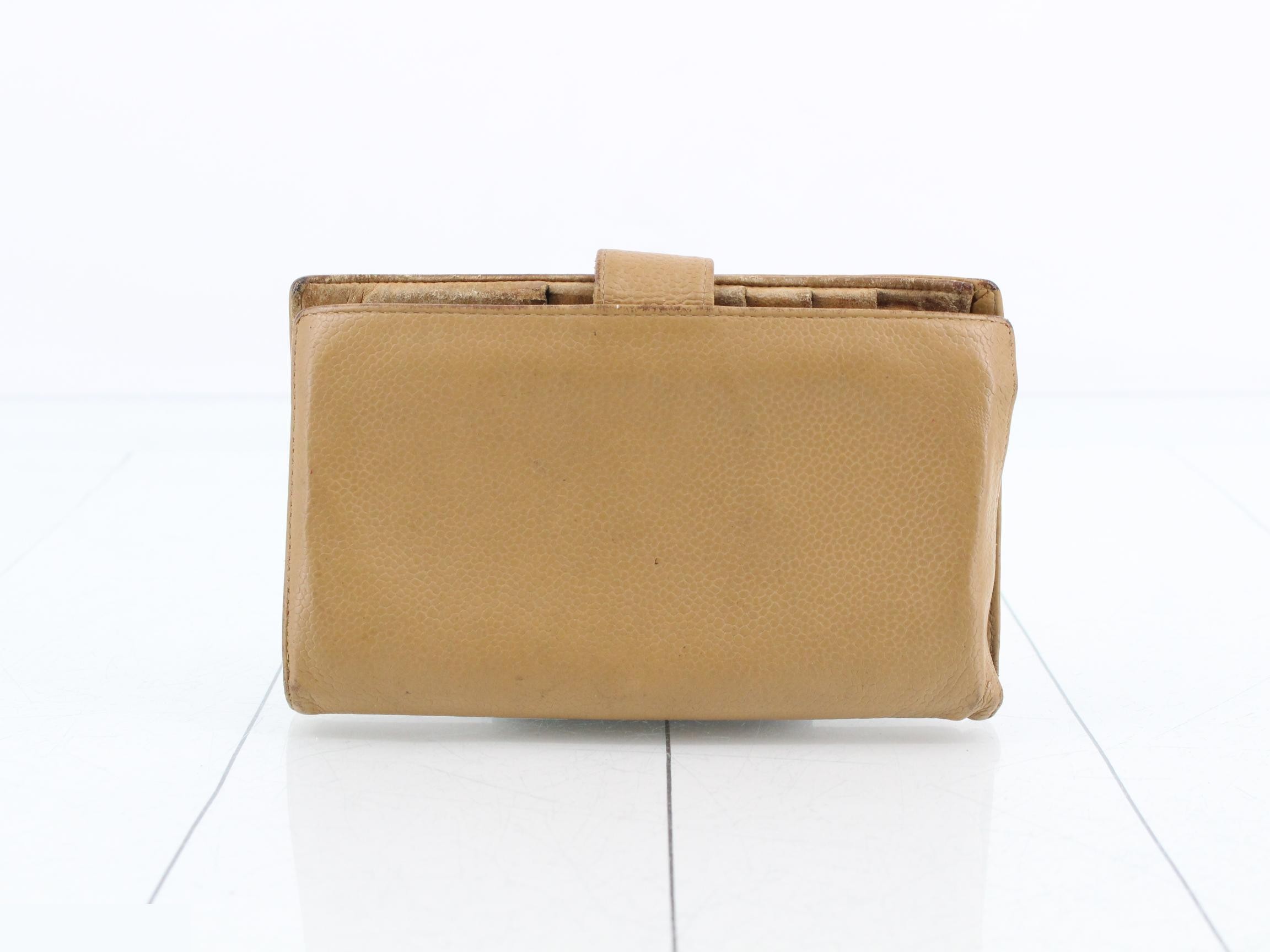 wallet — view 2