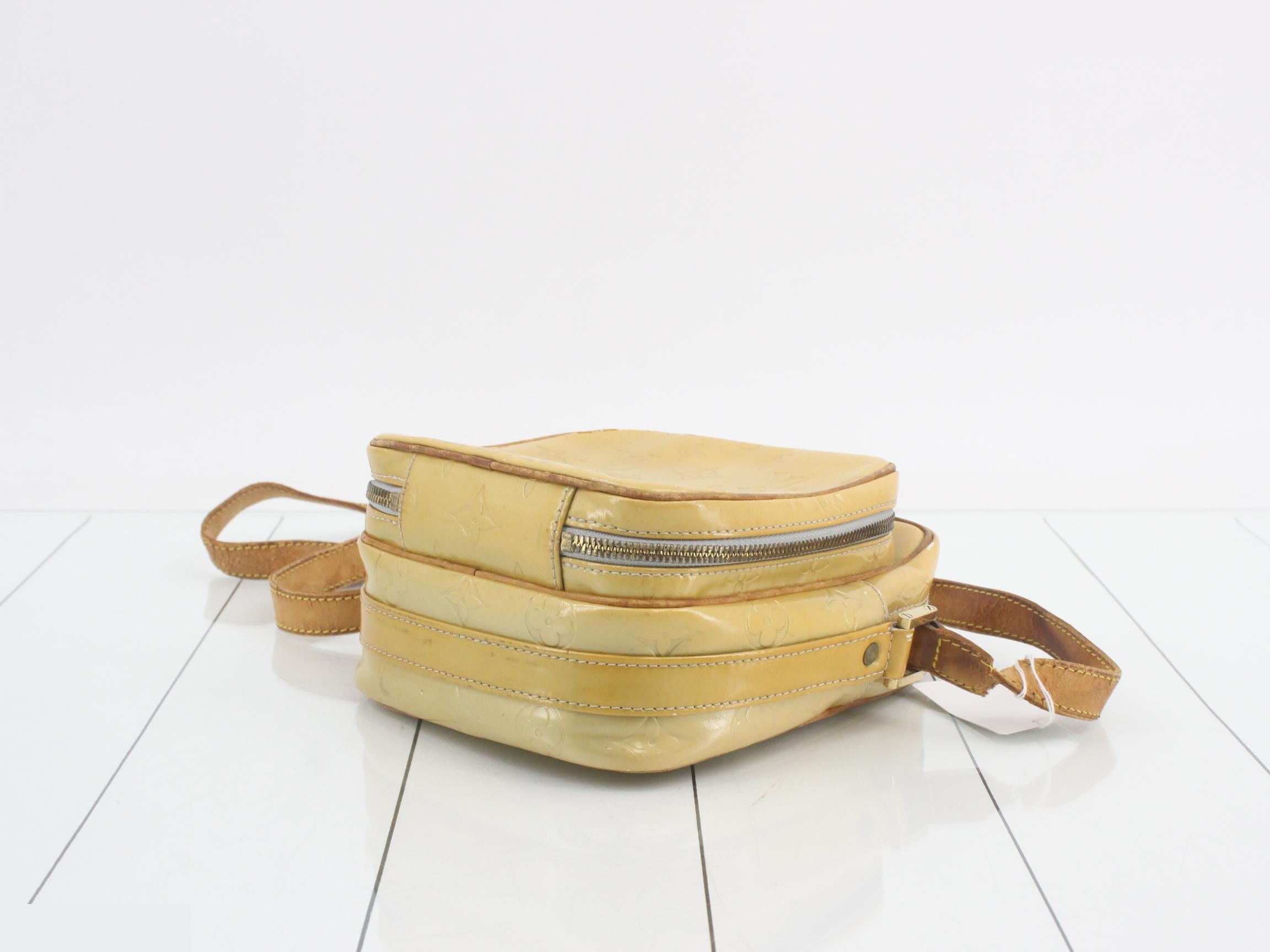 Vernis Shoulder Bag — view 6