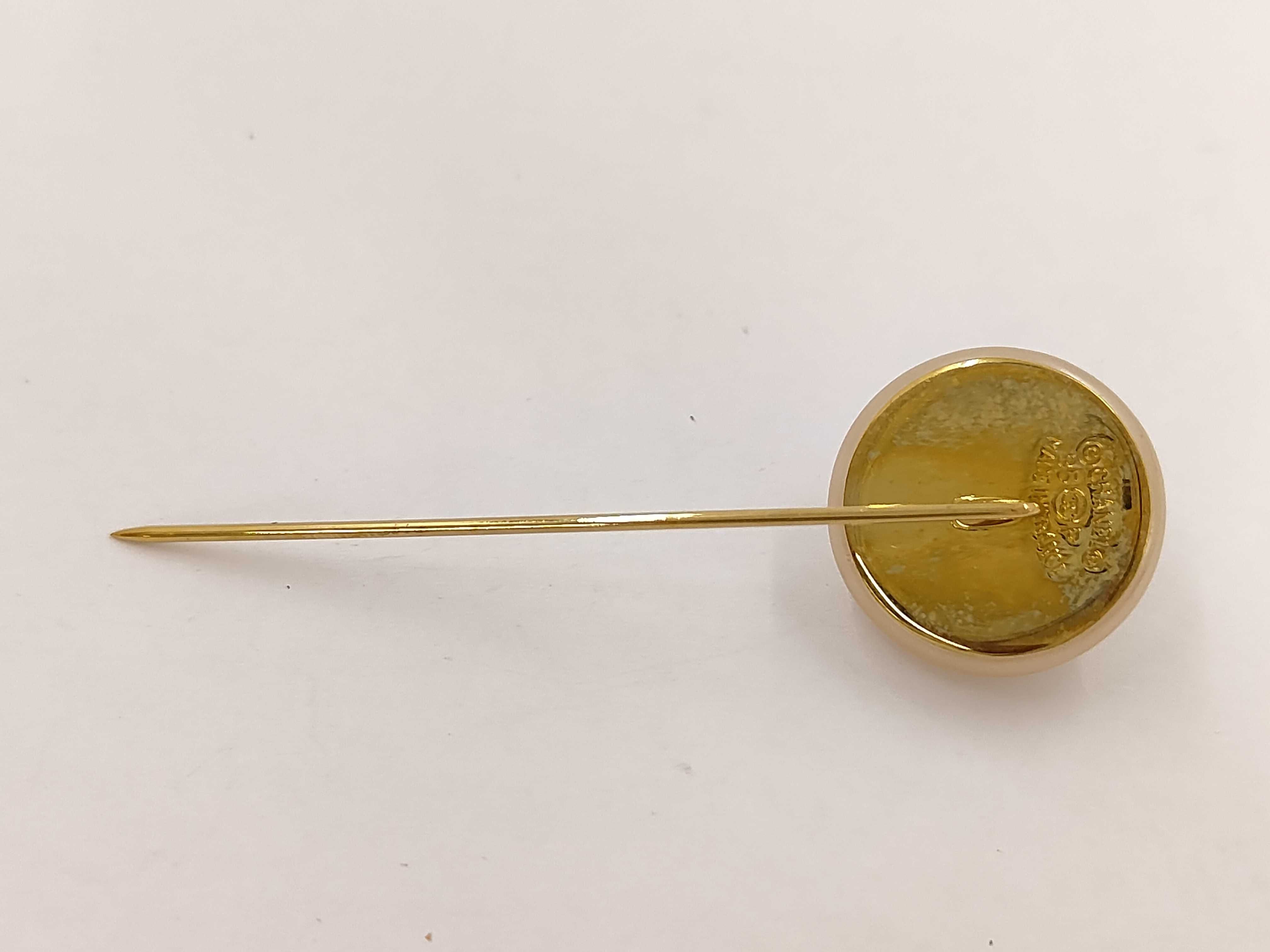 Pearl Coco Mark Gold Brooch — view 2
